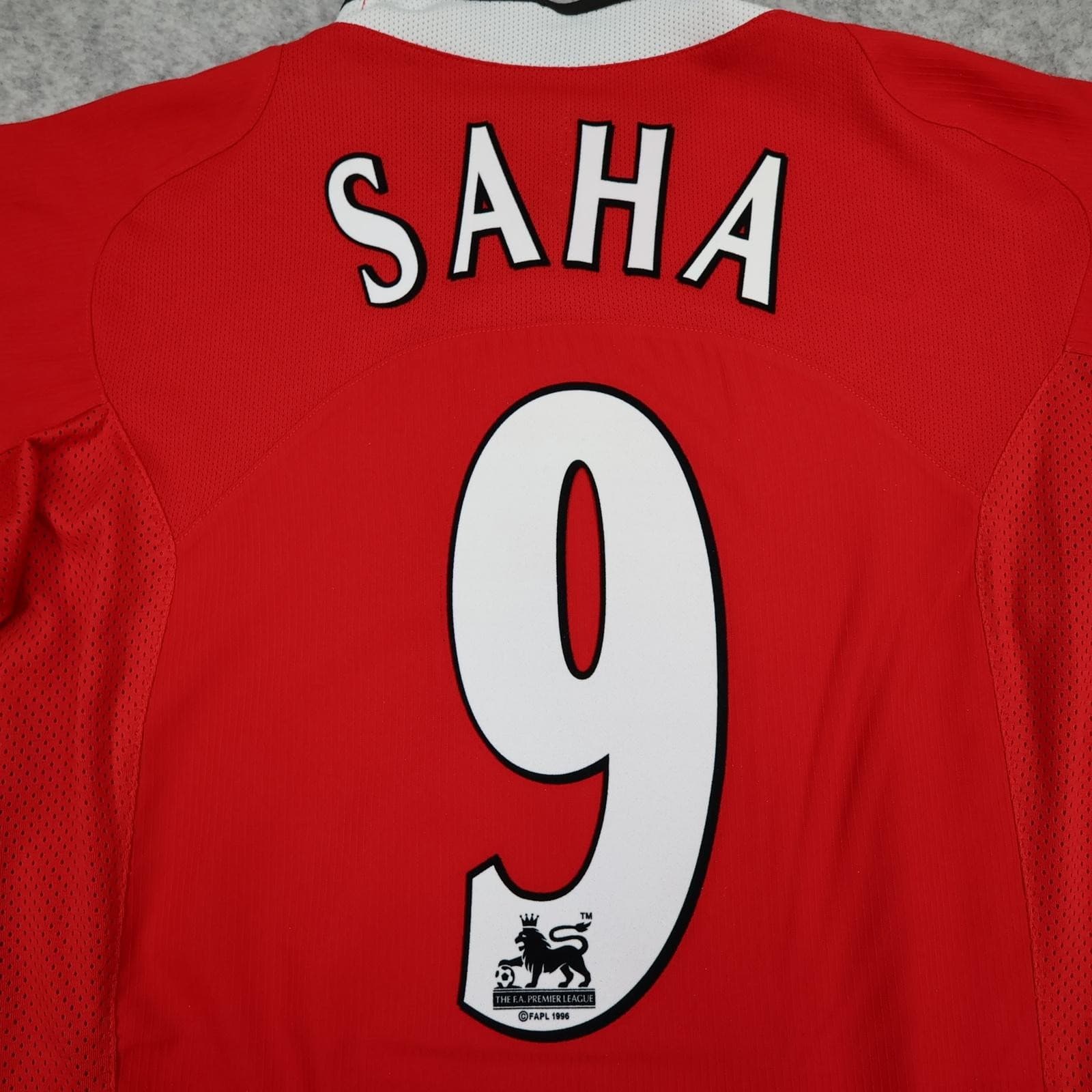 Vintage Manchester United Shirt Mens Large Red Home 2004 2006 Nike Jersey Saha 9 photo 2
