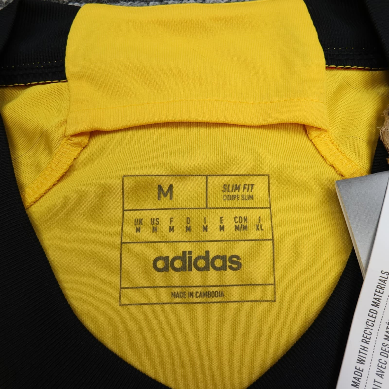 Northern Ireland Football Shirt Medium Yellow Adidas Away Kit 2022 2023 Jersey photo 4