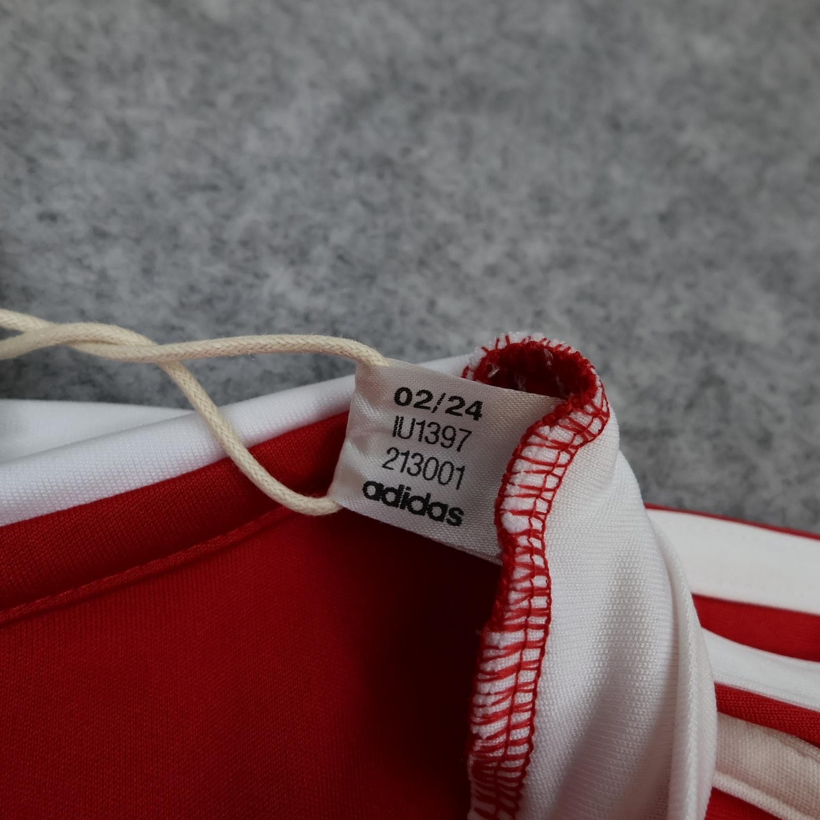Manchester United Shirt Mens Large Red Home 2024 2025 Adidas Soccer Jersey photo 8