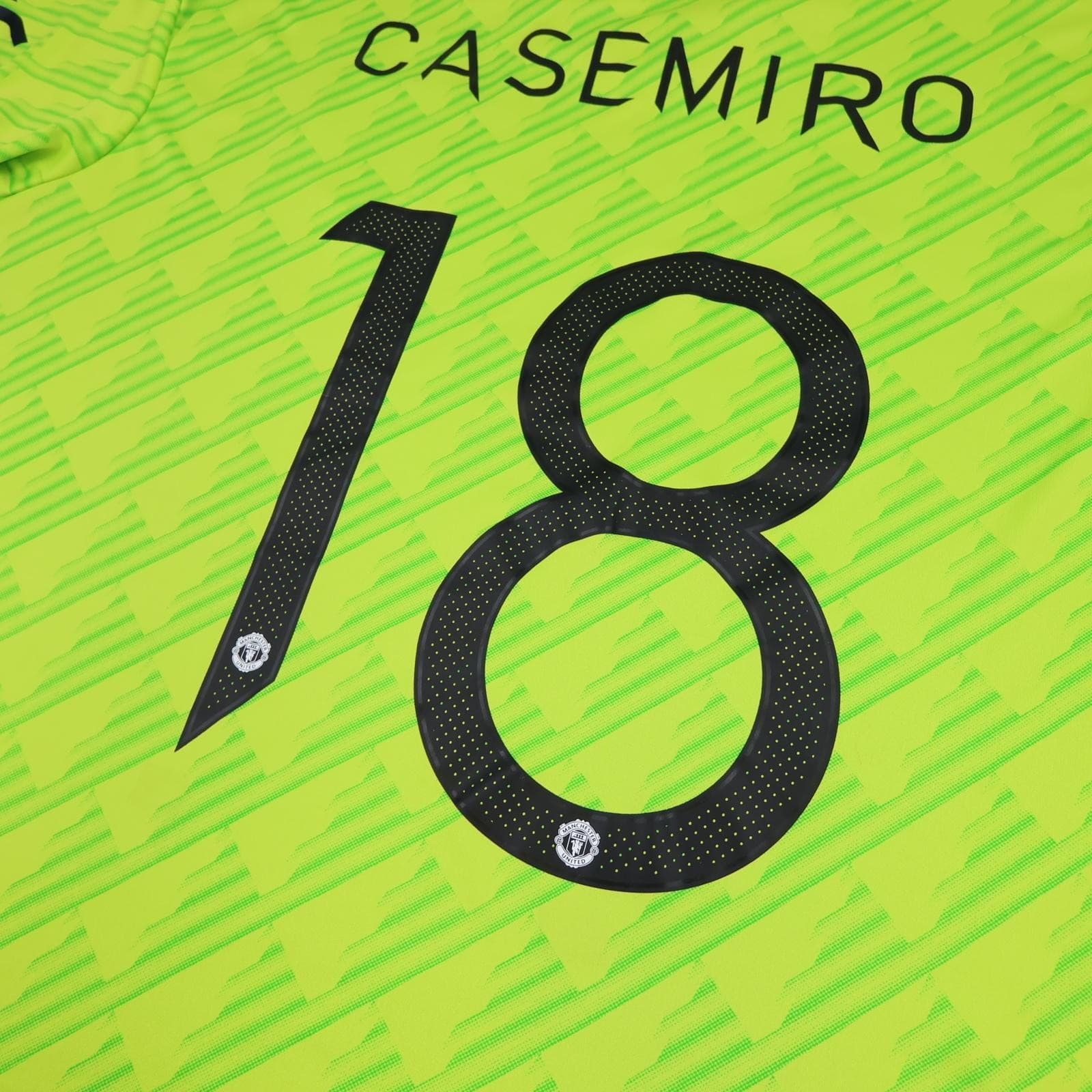 Manchester United Shirt Mens 2XL Green 3rd Kit 2022 2023 Adidas Casemiro 18 photo 9