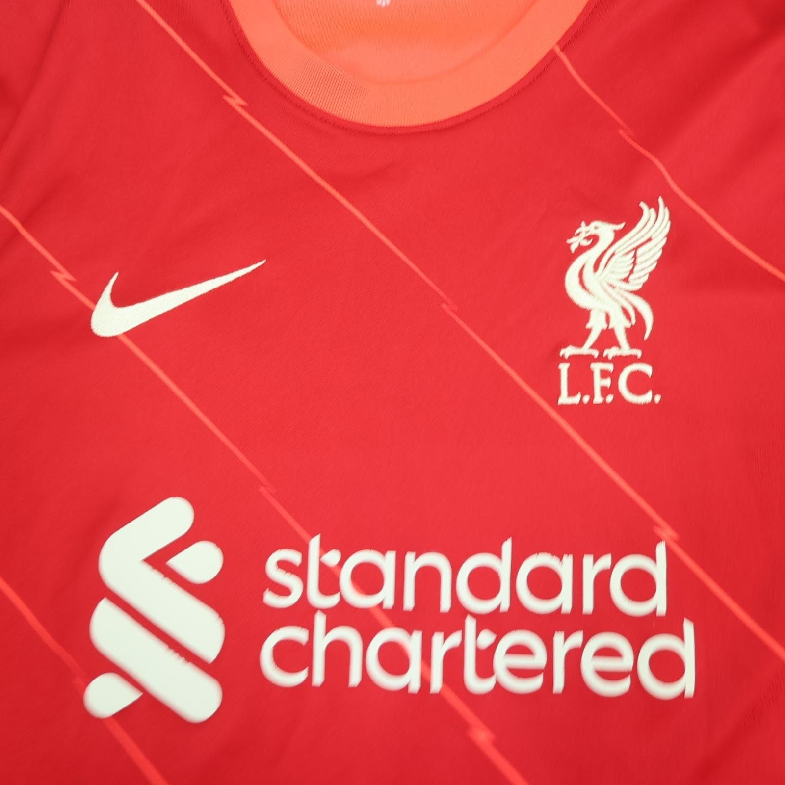 Liverpool Shirt Mens Small Red Home 2021 2022 Football Nike Standard Chartered photo 3