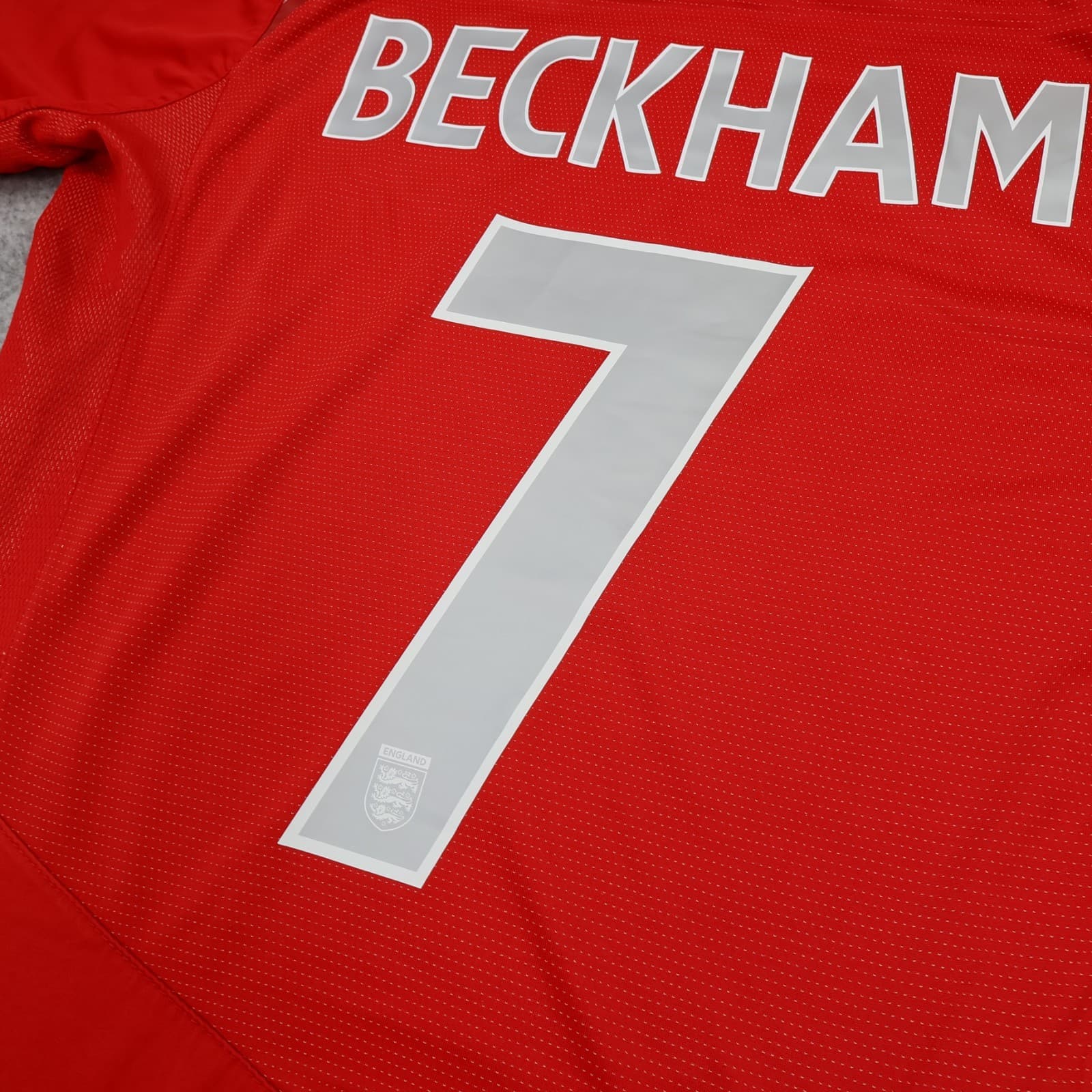 England Football Shirt Large Red Away Euro 2004 2006 Jersey David Beckham photo 8