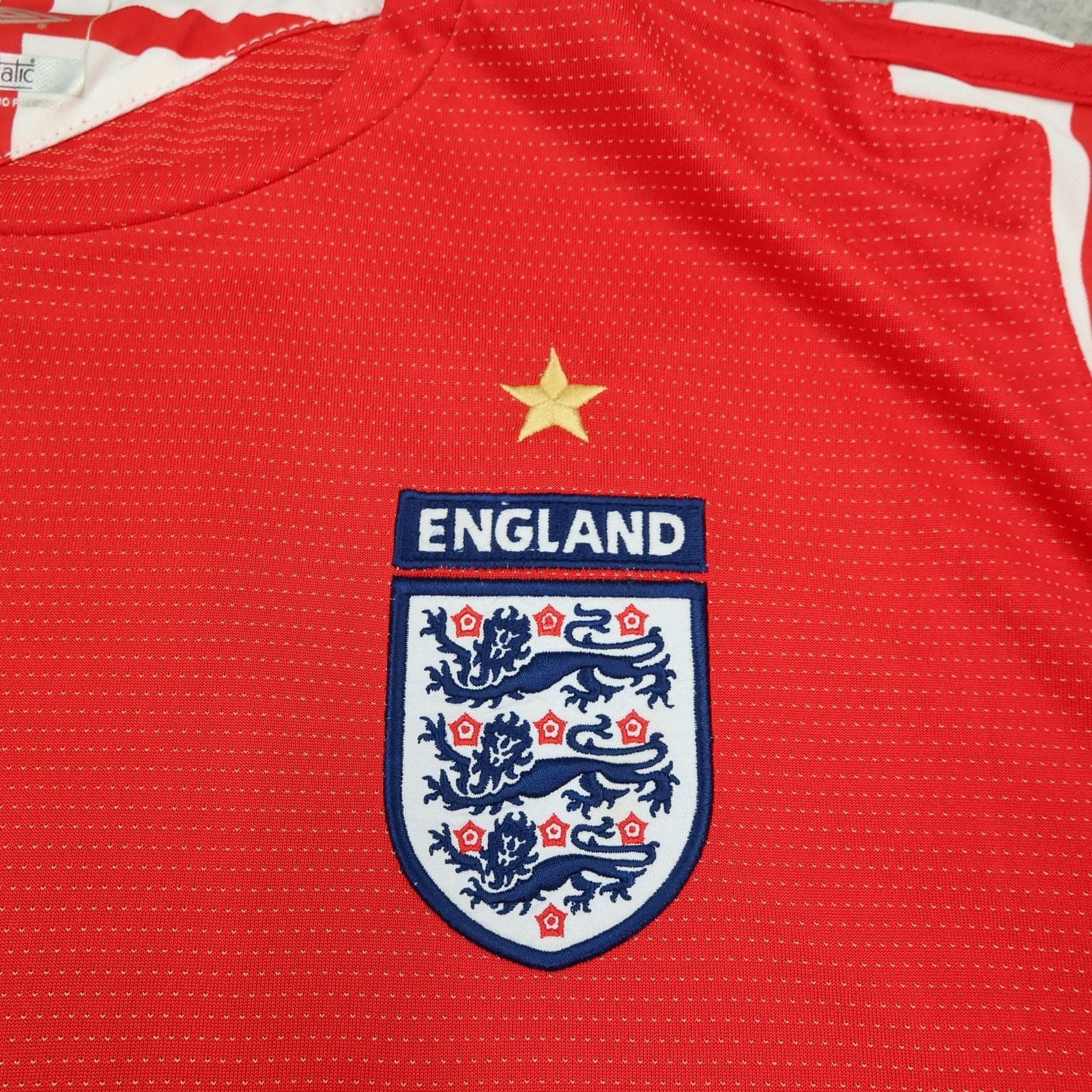 Vintage England Away Shirt Mens XXL Red 2004 2006 Football Umbro Beckham 7 Top photo 8