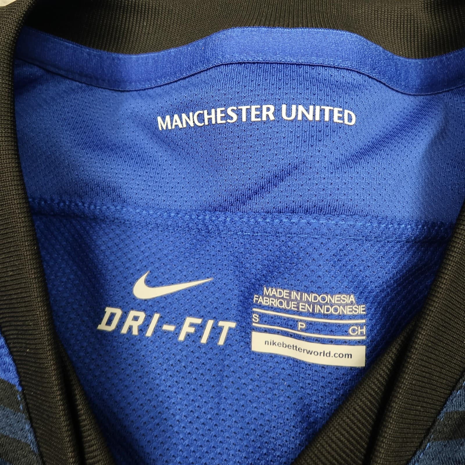 Manchester United Away Shirt Womens Small Size 10-12 Blue 2011 2012 Nike Jersey photo 5