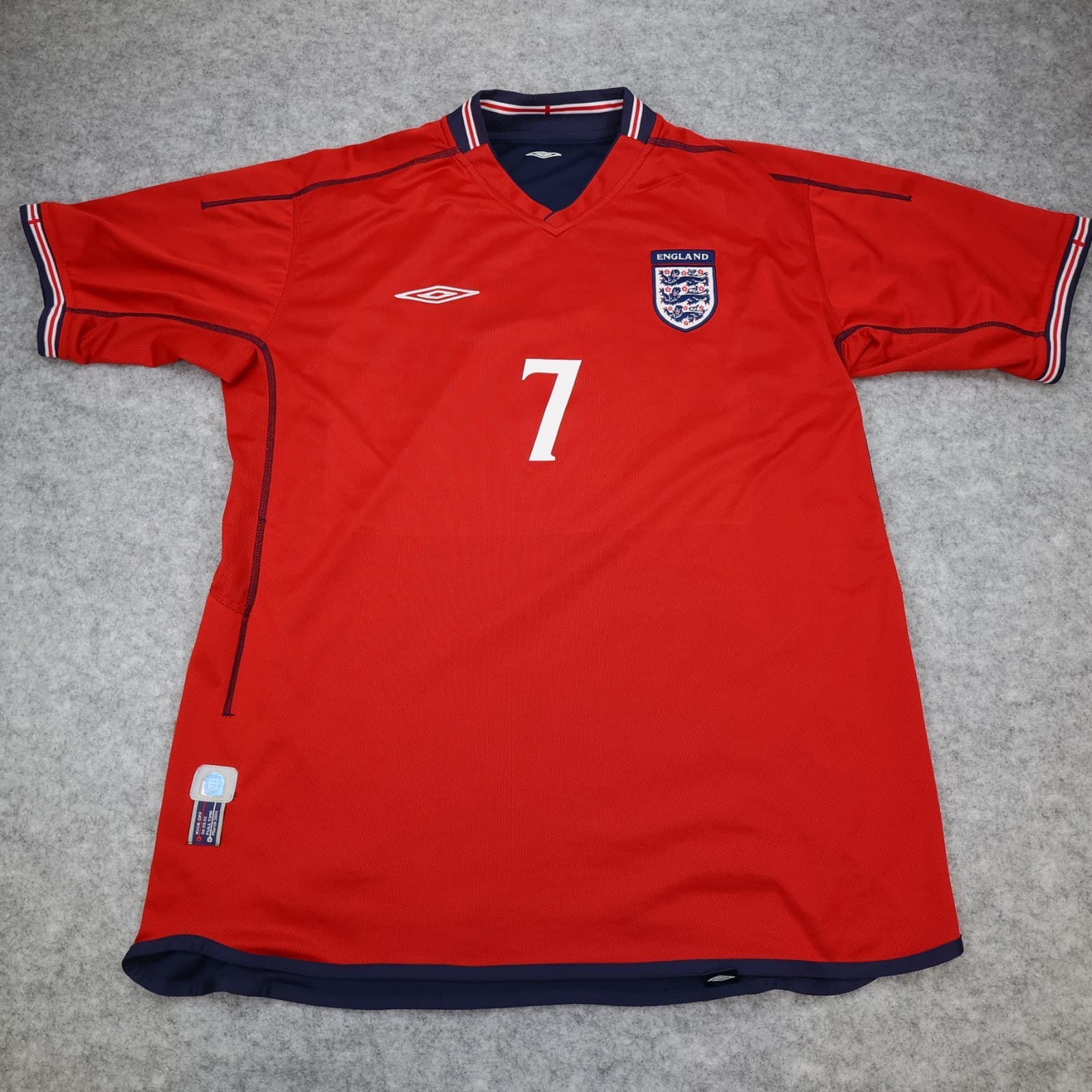 England Football Shirt Large Red Away Kit 2002 2004 Soccer Jersey David Beckham photo 2