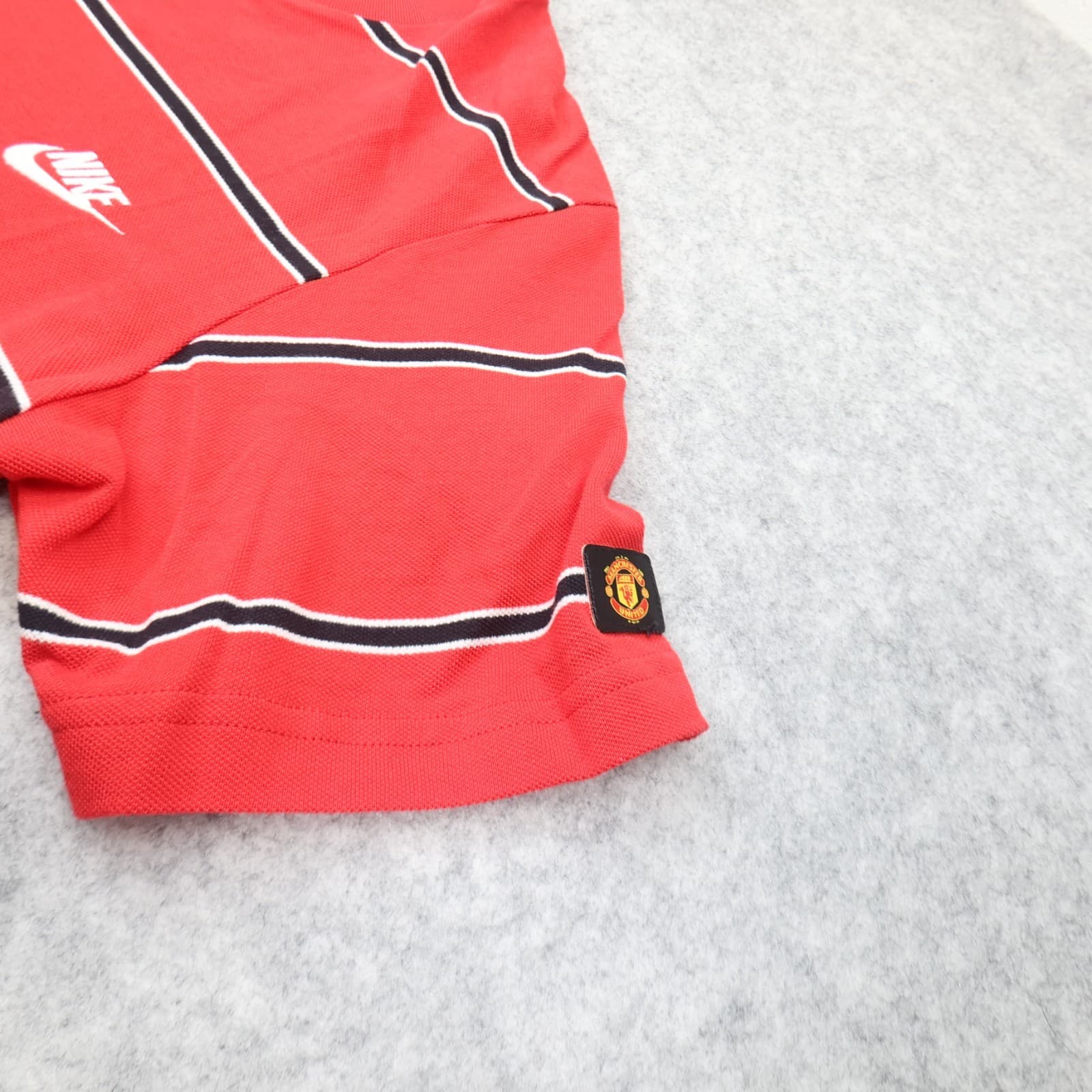 Manchester United Shirt Medium Red Polo Top Nike 1/4 Zip Striped MUFC photo 7