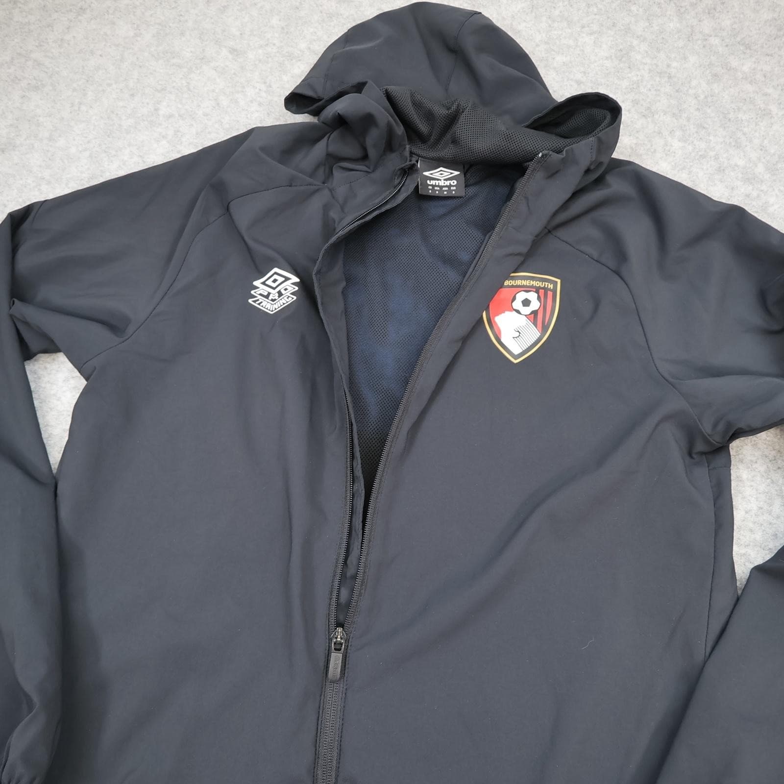 AFC Bournemouth Jacket Mens Small Black Blue Football Umbro Hooded Training photo 5
