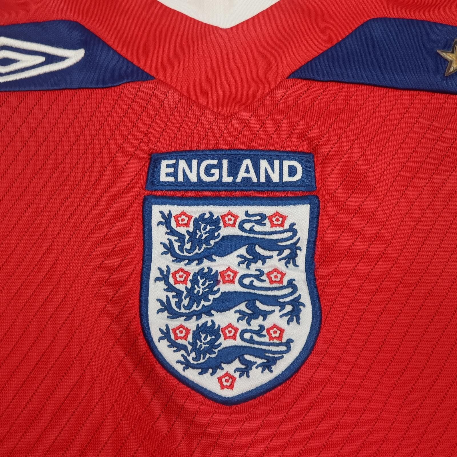 England Away Shirt Mens Small Red Short Sleeve 2008 2010 Football Umbro Jersey photo 4