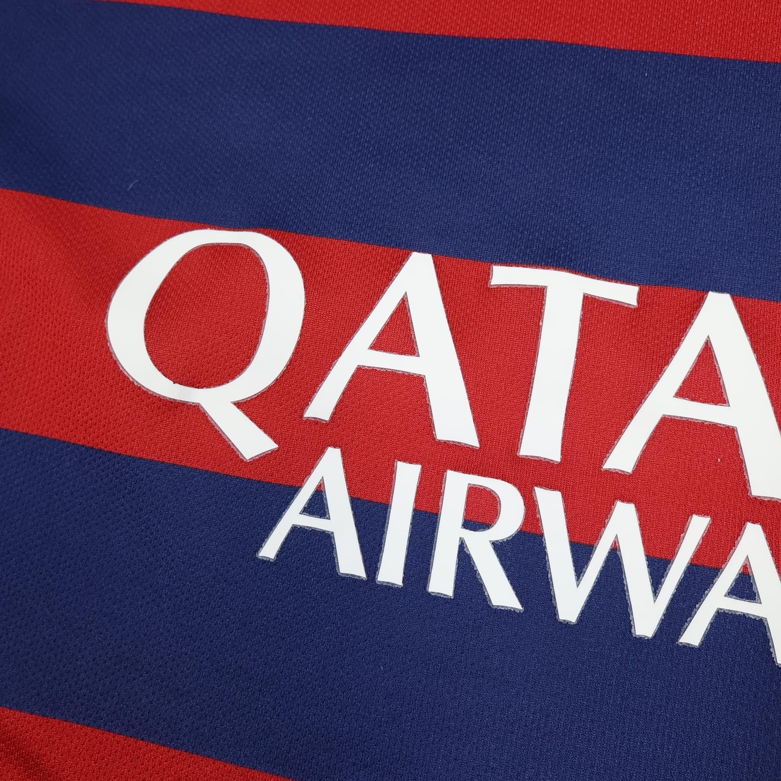 Barcelona Home Shirt Kids 12-13 Years Home Kit 2015 2016 Nike Soccer Jersey photo 4