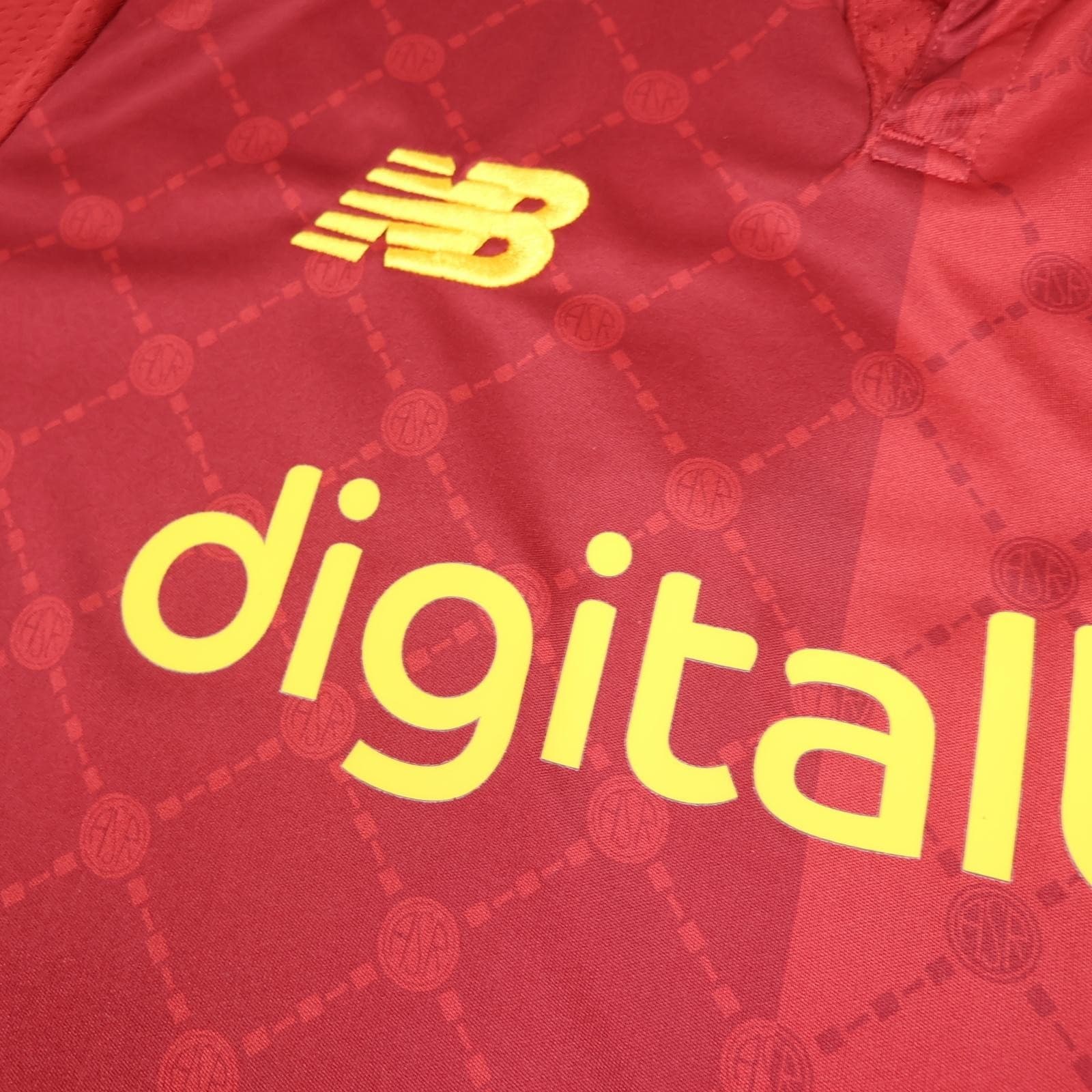 AS Roma Shirt Mens Medium Red Home 2022 2023 New Balance Totti 10 Soccer Jersey photo 4