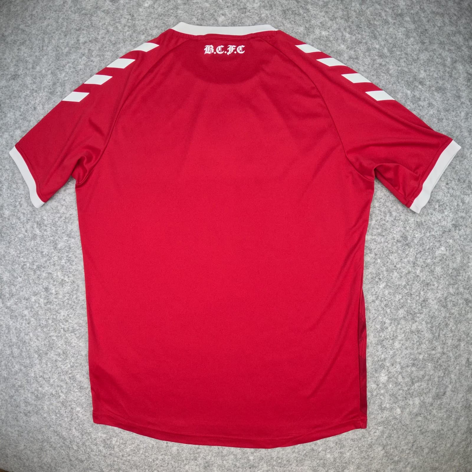Bristol City Football Shirt Large Red Home 2021 22 hummel Soccer Jersey photo 2