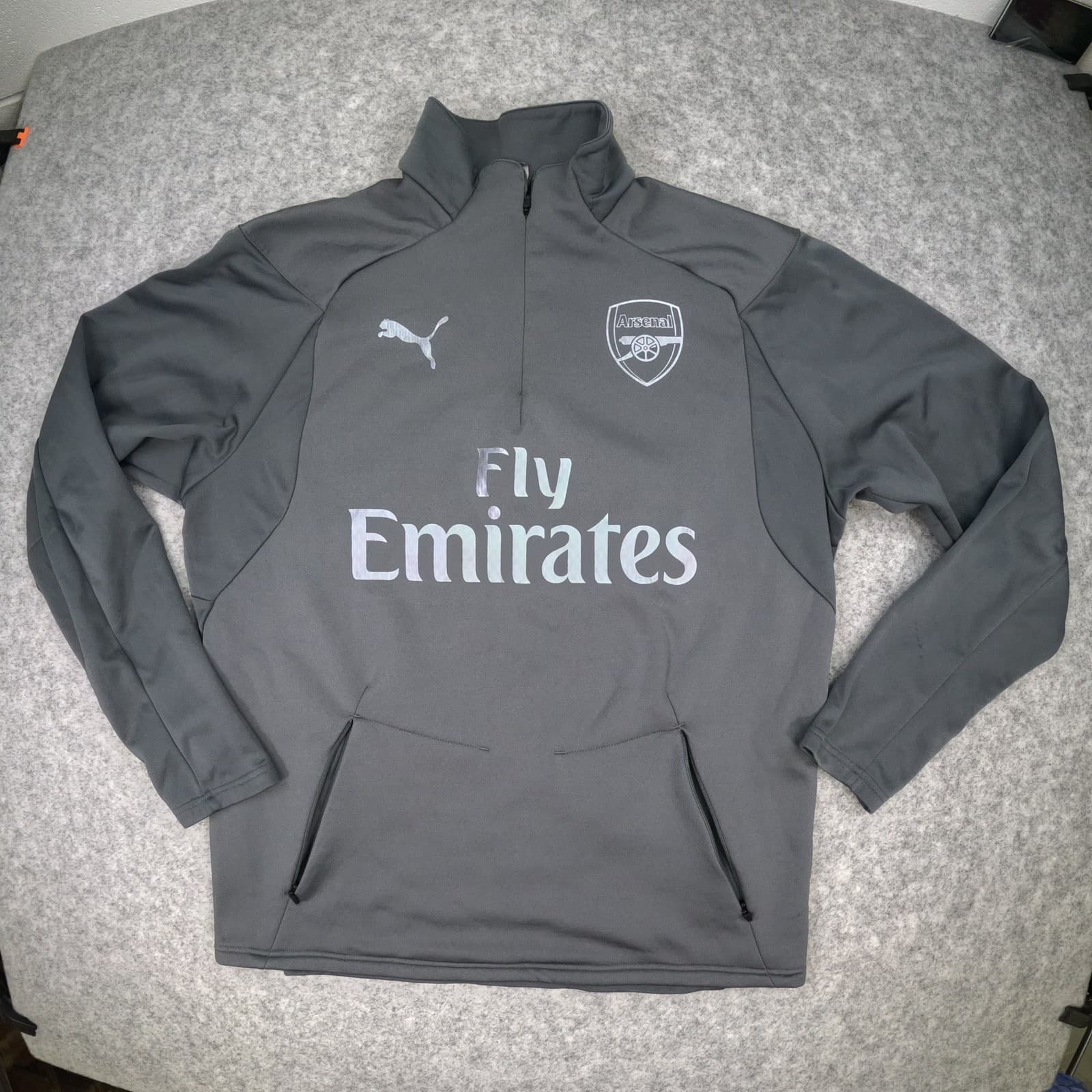 Arsenal Training Top Medium Grey PUMA Long Sleeve Football Zip 2018 2019