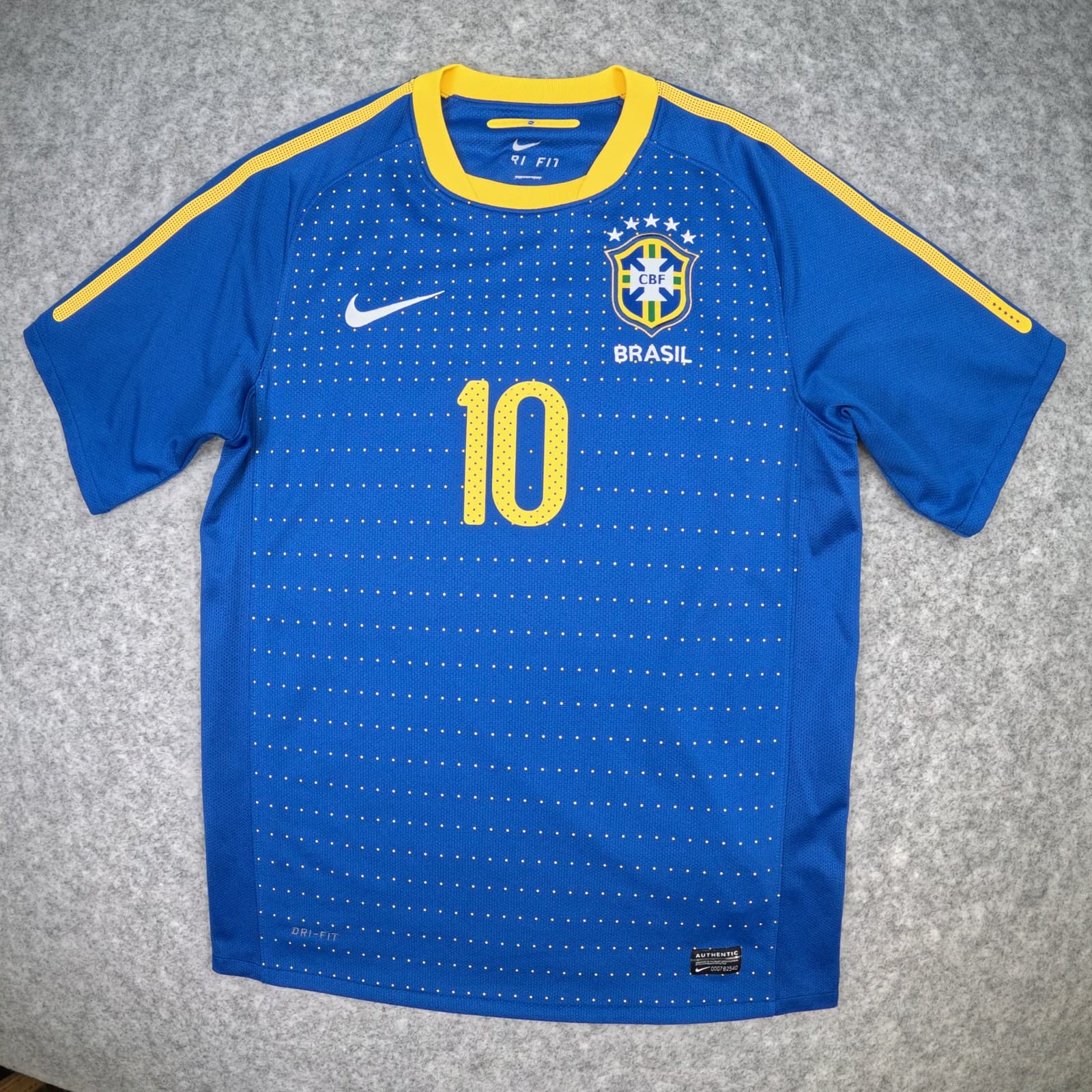 Brazil Football Shirt Small 2010 2011 Blue Away Nike Kaká 10 Dri FIT Jersey