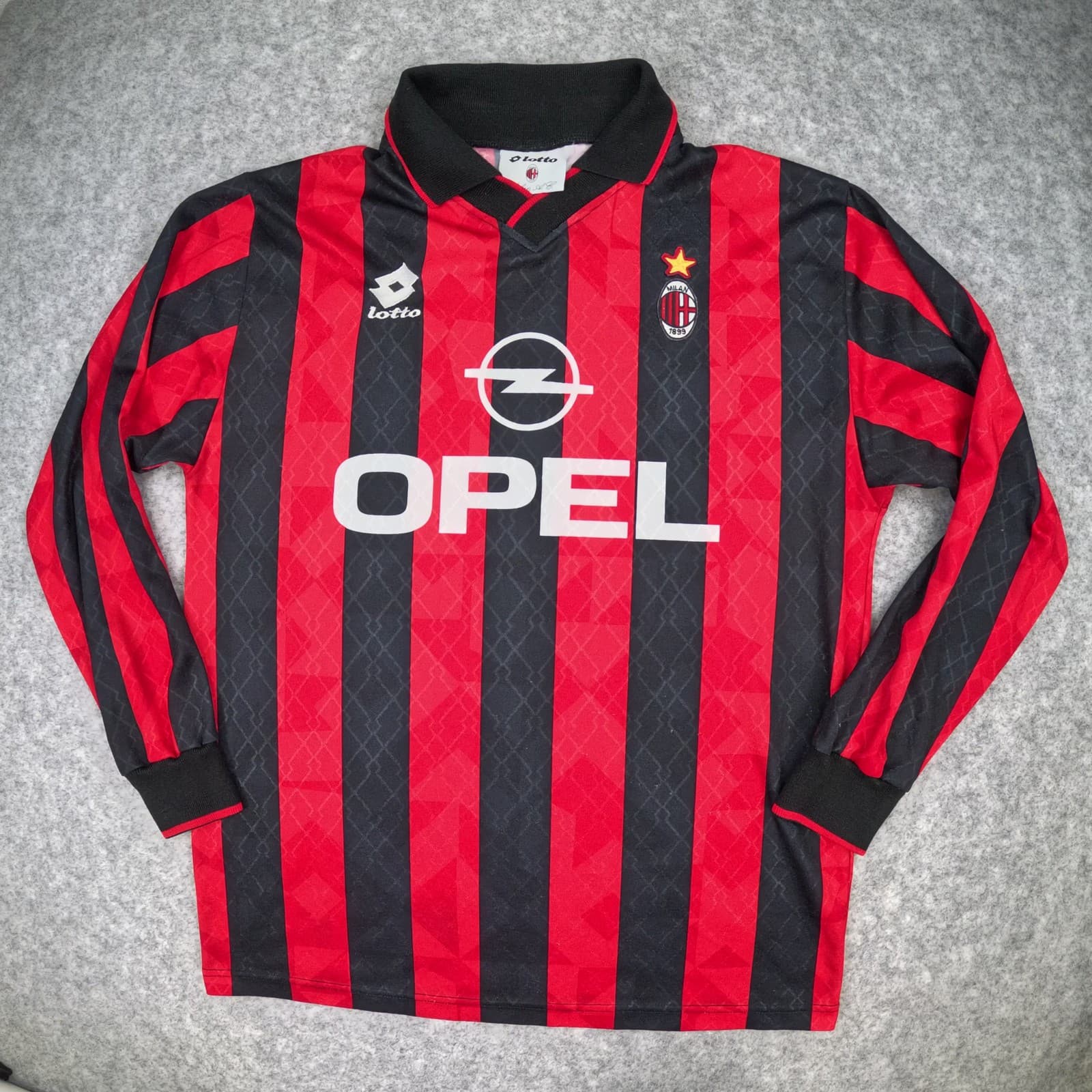 Vintage AC Milan Football Shirt Small Black 1995 1996 Home Lotto Long Sleeve