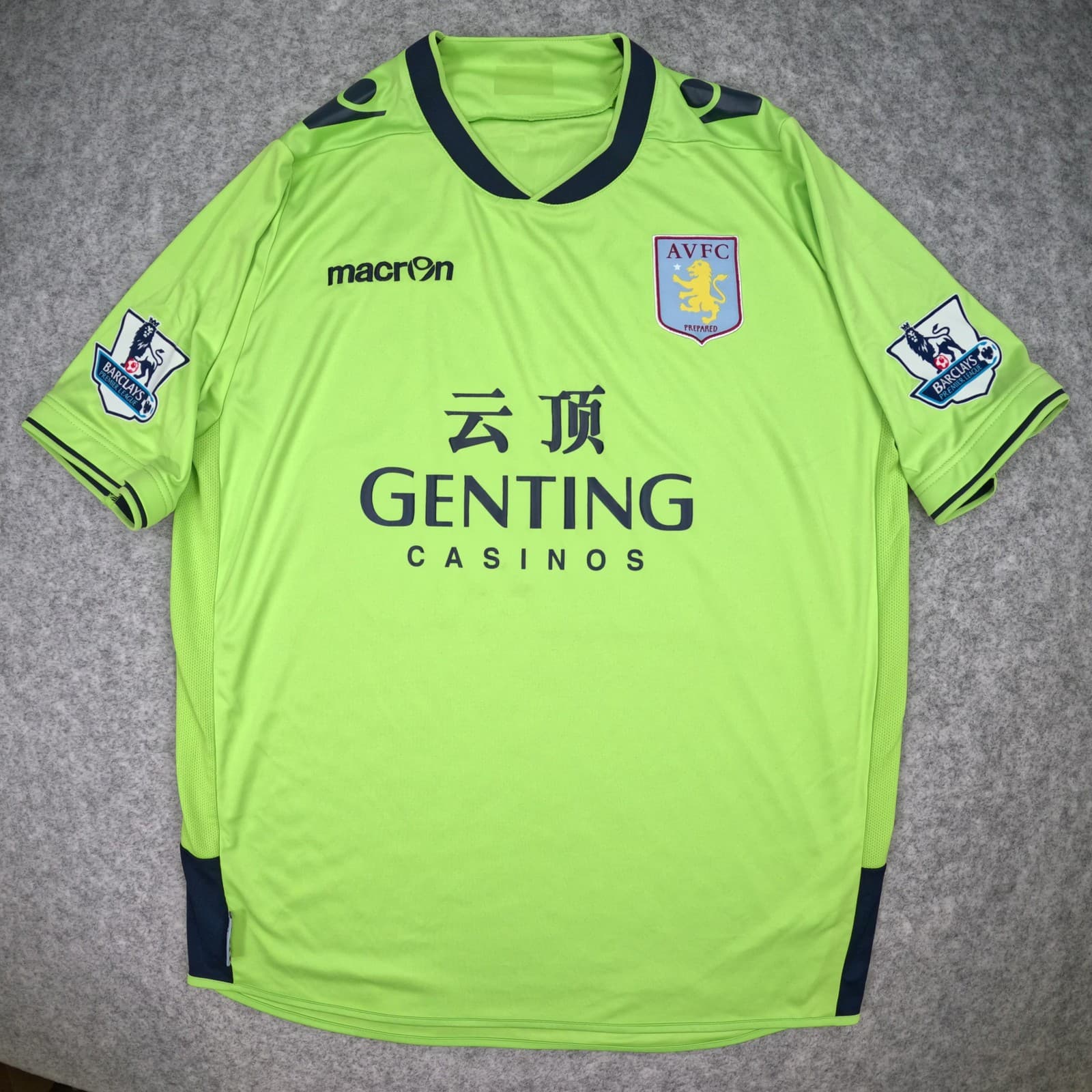 Aston Villa Football Shirt Large Green Away 2012 13 Benteke 20 Soccer Jersey photo 2
