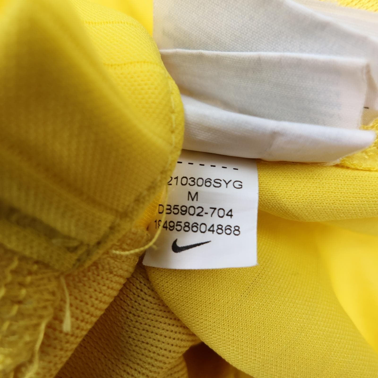Liverpool Shirt Mens Medium Yellow Third 2021 2022 Football Nike Soccer Jersey photo 14