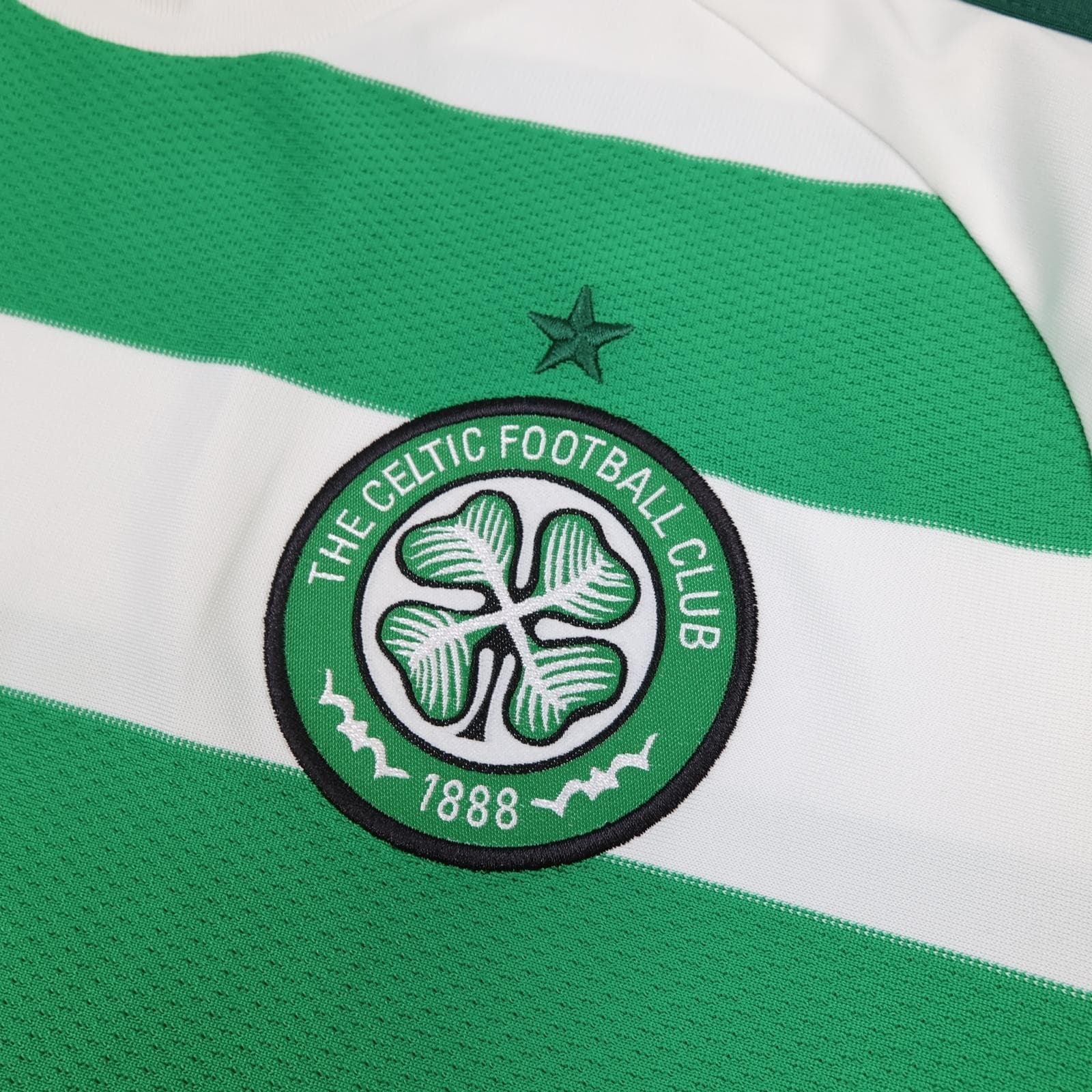 Celtic Shirt Mens Medium Green White Home 2024 2025 Adidas Soccer Jersey Kyogo 8 photo 6