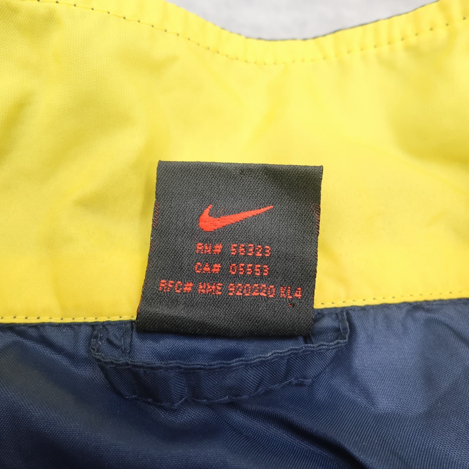 Vintage Nike Jacket Extra Large Navy Yellow Waterpoof Coat 90's Windbreaker photo 4