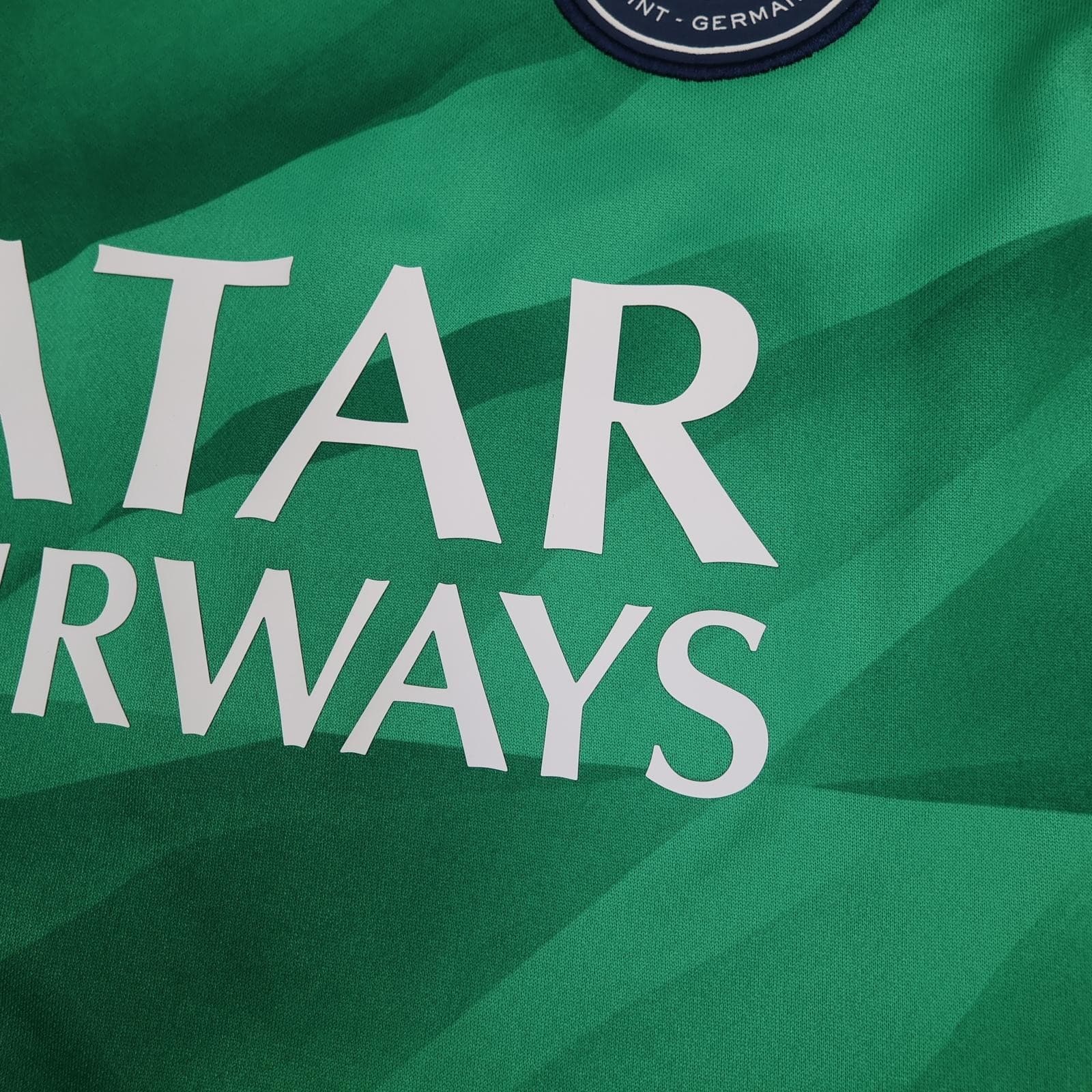 Paris Saint-Germain Goalkeeper Mens Medium Green 2023 2024 Nike Soccer Jersey photo 5