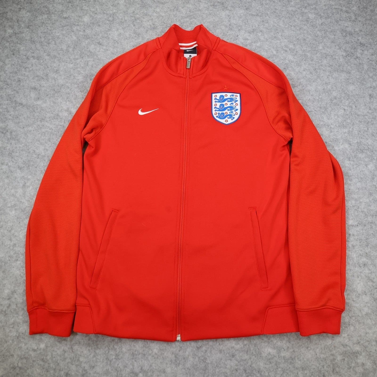 England Football Track Jacket Large Red Tracksuit Training Jacket 2016 2017
