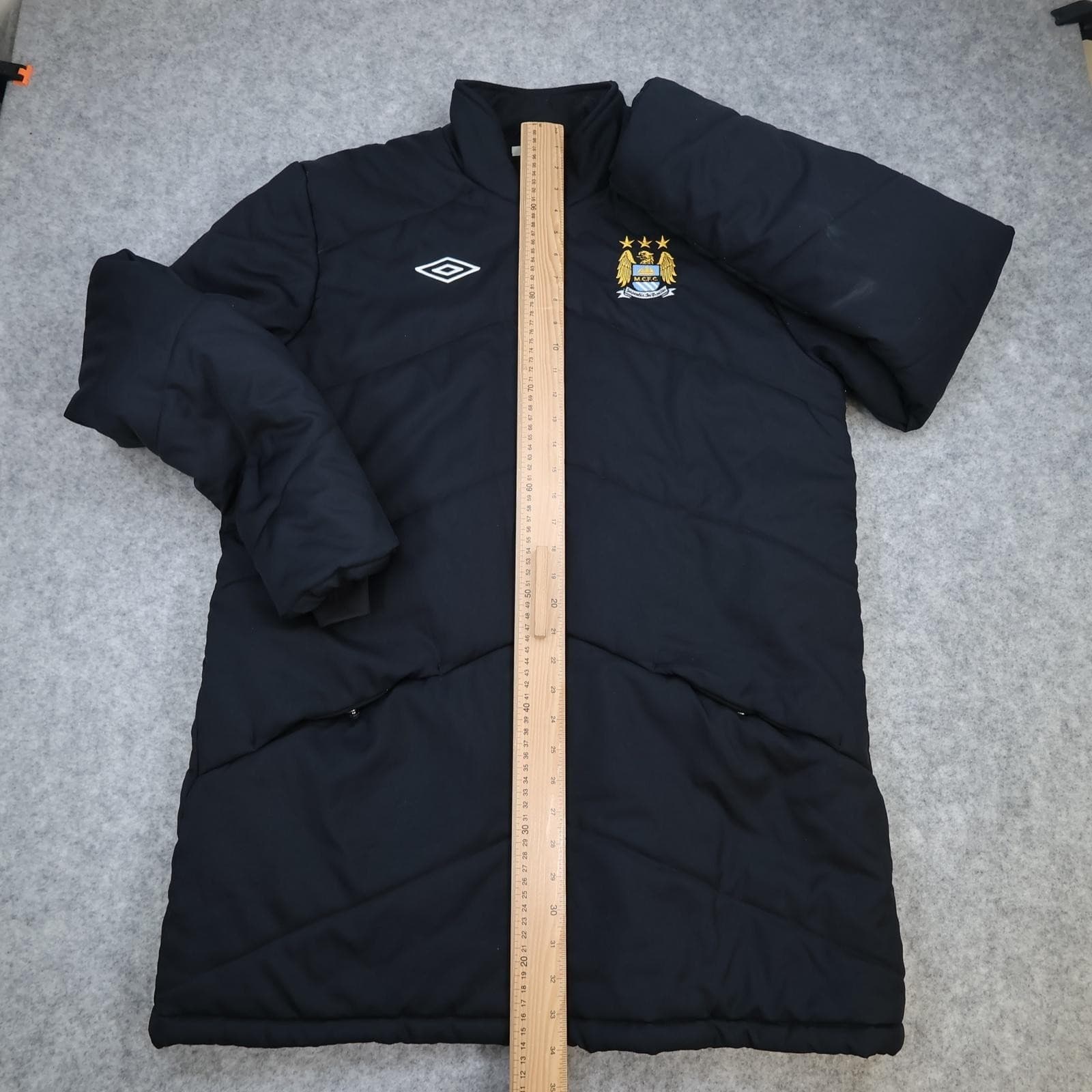 Manchester City Jacket Mens Large Black EPL Football Umbro Etihad Bench Coat photo 13