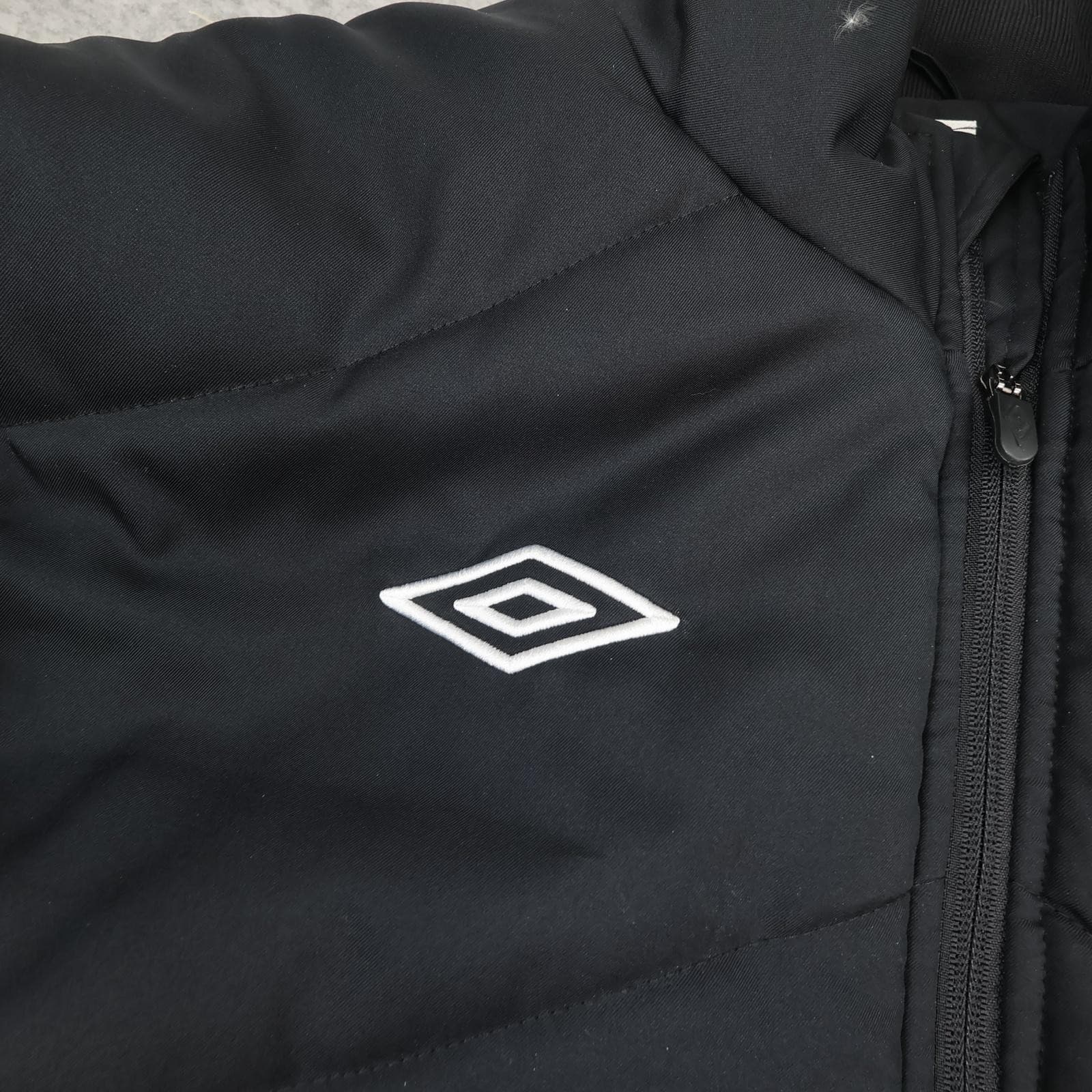 Manchester City Jacket Mens Large Black EPL Football Umbro Etihad Bench Coat photo 5