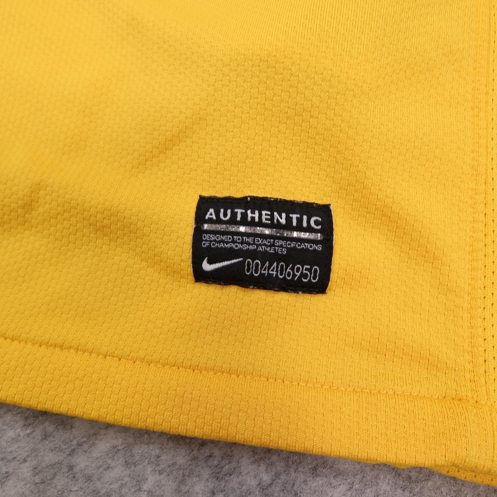 Brazil Home Shirt Mens Large Yellow 2010 2011 Nike Dri Fit Soccer Jersey Top photo 7