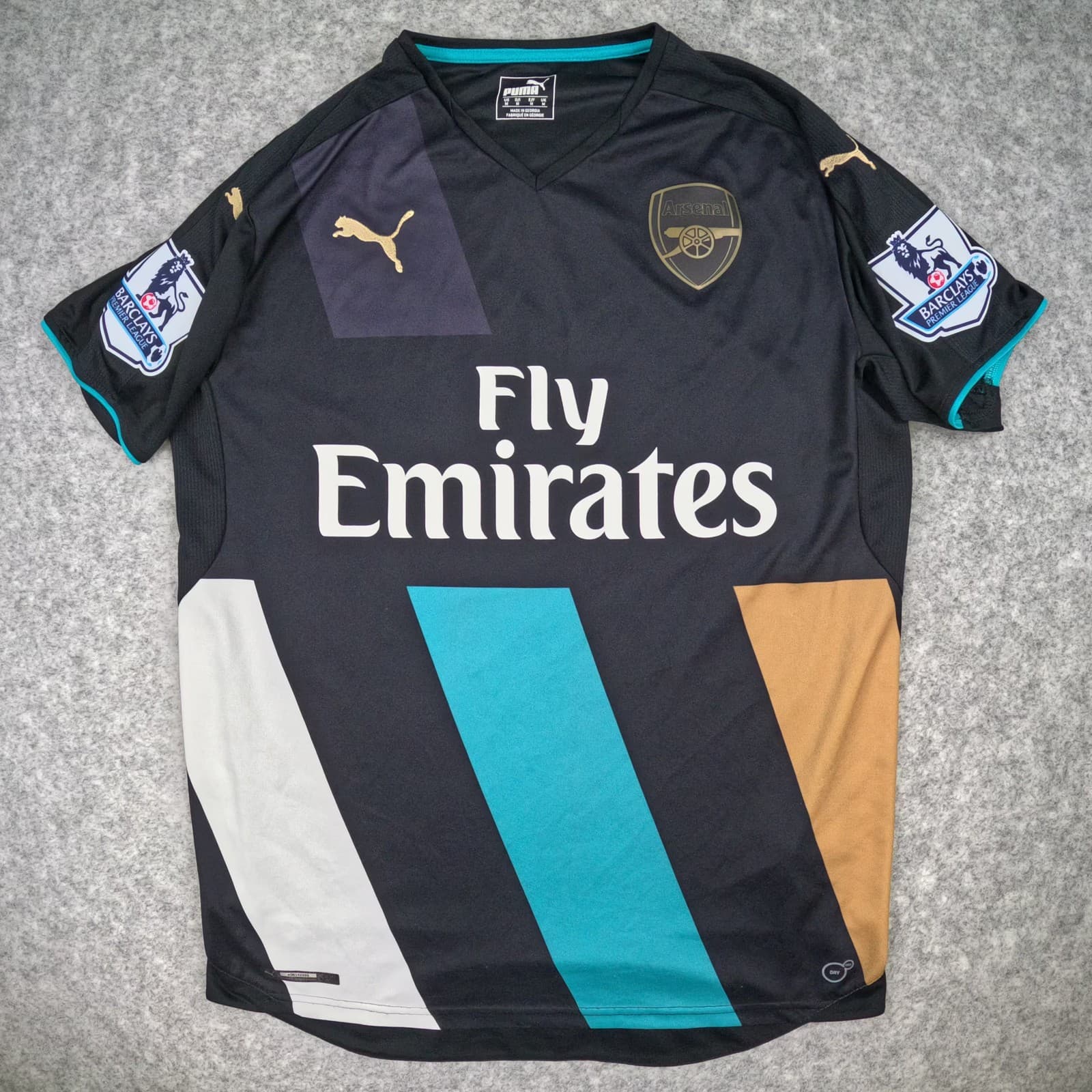 Arsenal Football Shirt Medium Black Third 2015 16 Puma Mesut Ozil 11 Jersey photo 2
