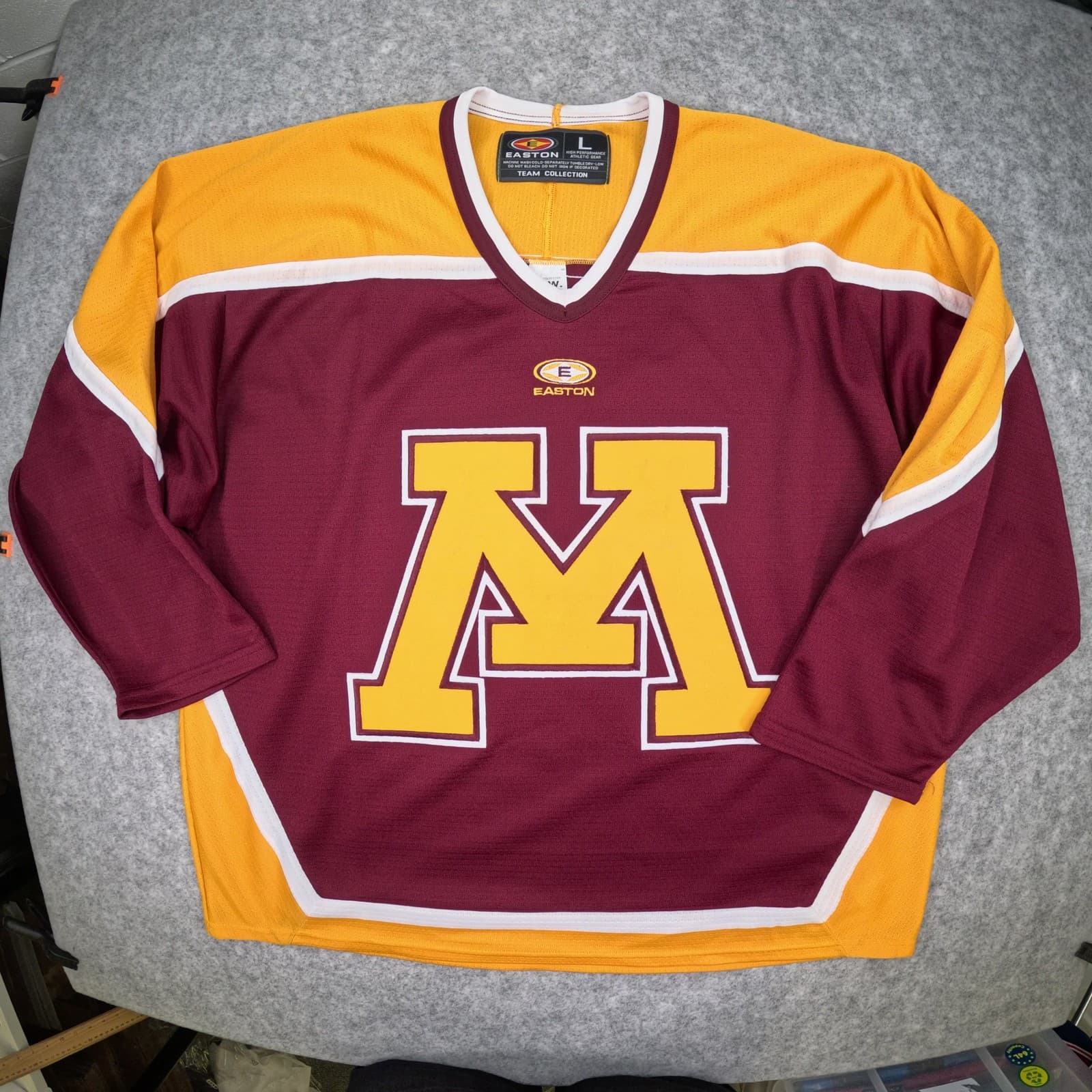 Minnesota Golden Gophers Jersey Large Maroon Gold Easton Long Sleeve Ice Hockey