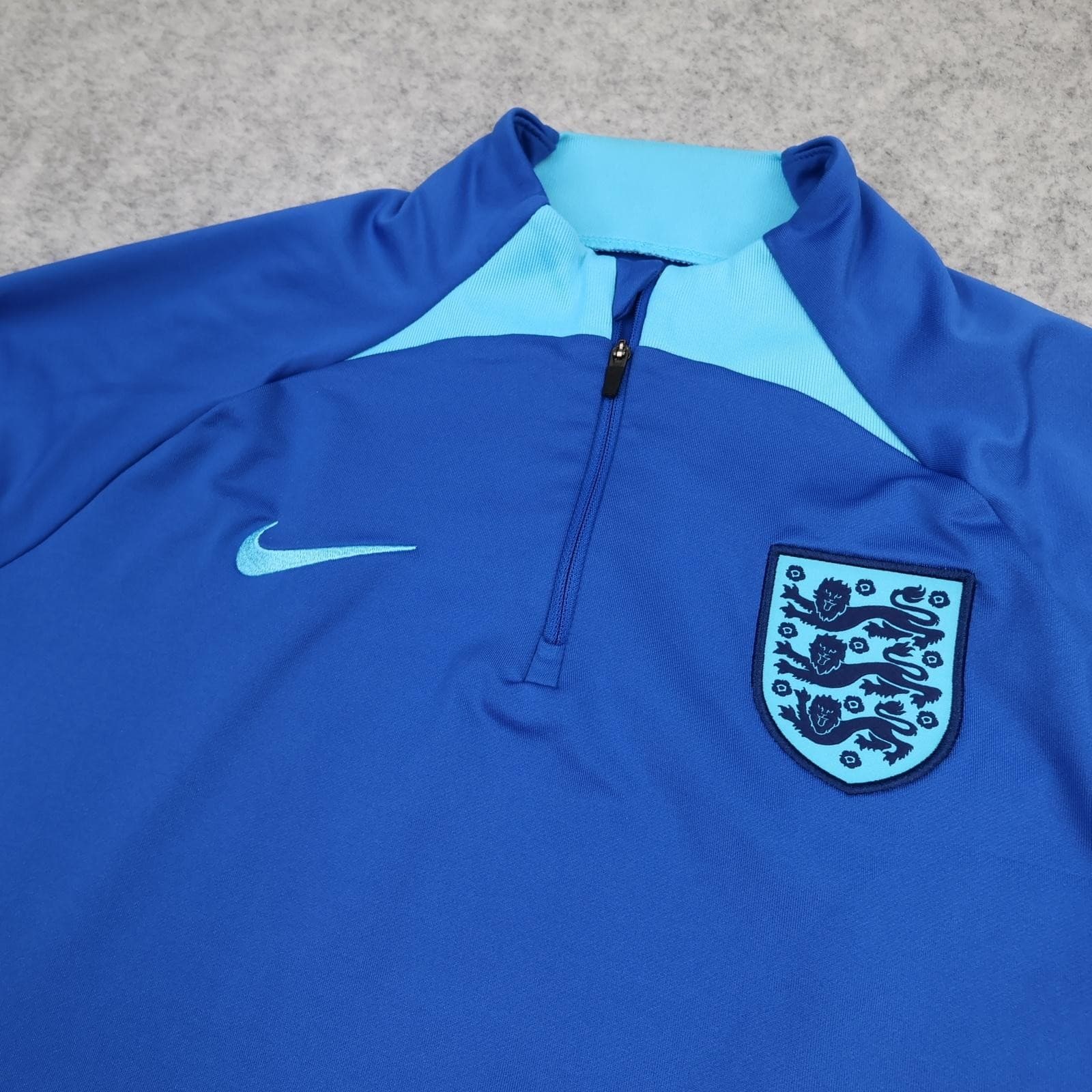 England Training Drill Top Mens Medium Blue 2022 2023 Nike Pullove 1/4 Zip photo 3