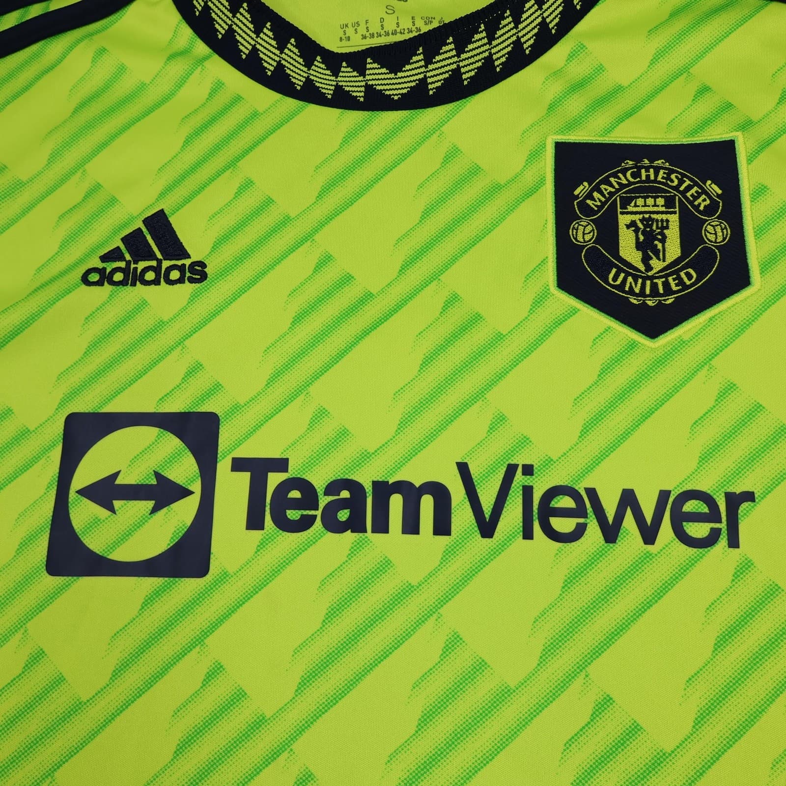 Manchester United Shirt Womens Small 8-10 3rd 2022 2023 Adidas Toone 7 Jersey photo 3