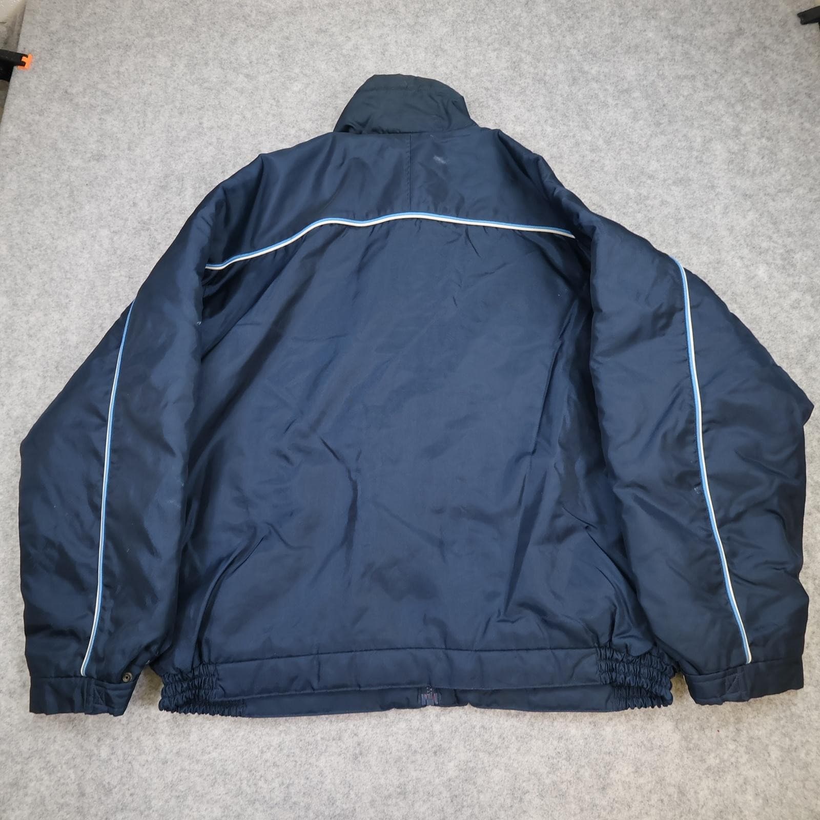 Everton Jacket Mens Large Navy Blue Football Umbro Padded Training Coat photo 2