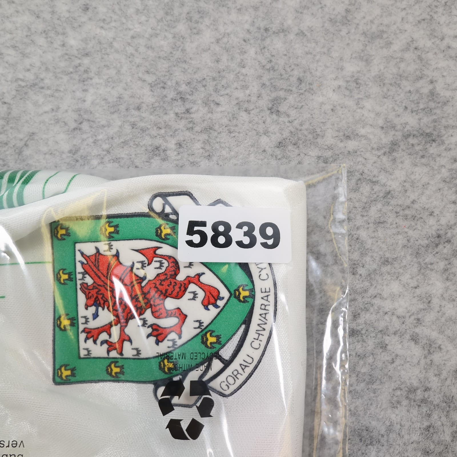 Vintage Wales Away Shirt Mens Medium White 1990 1992 Football Soccer Jersey photo 11
