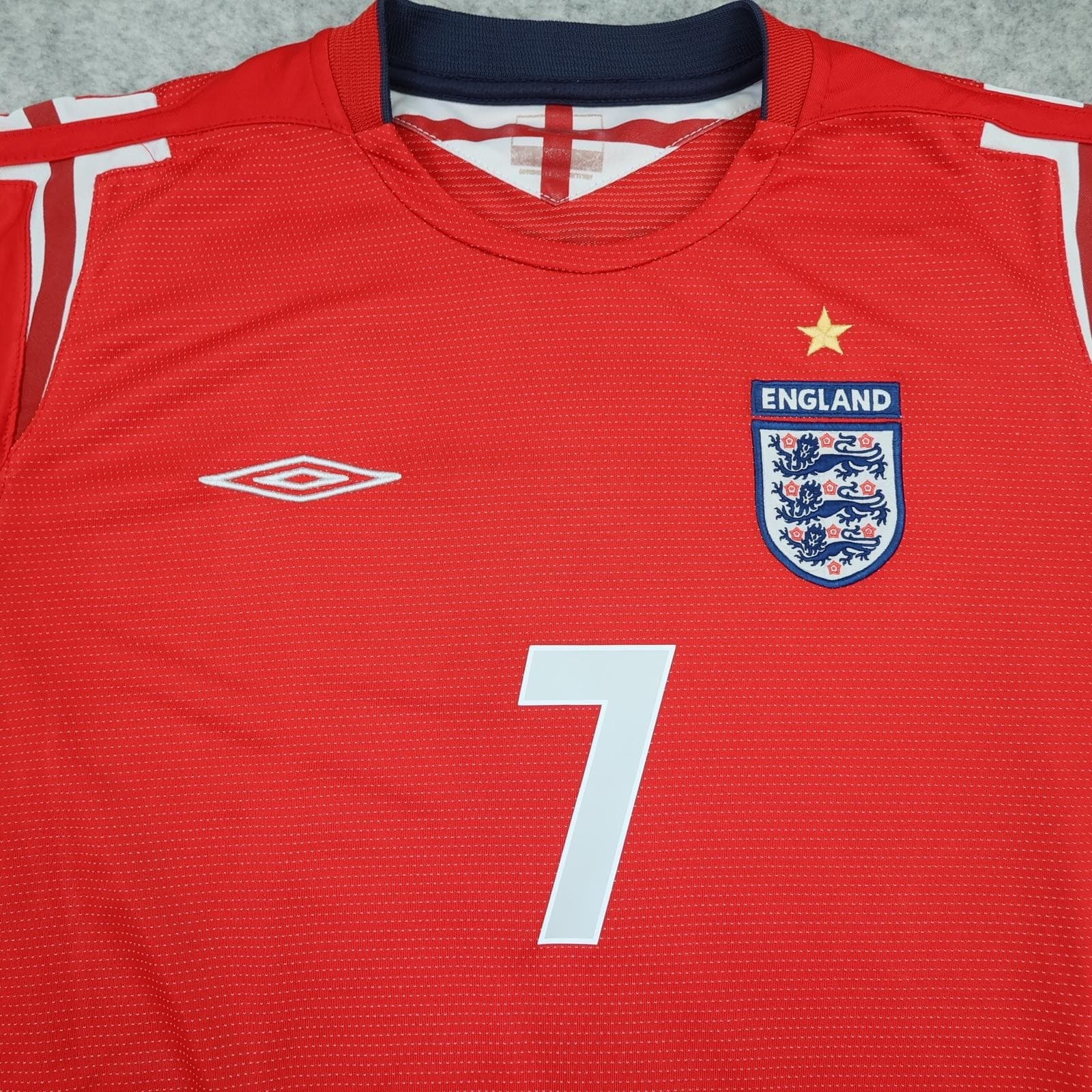 Vintage England Away Shirt Mens Large Red 2004 2006 Football Umbro Beckham Lions photo 8