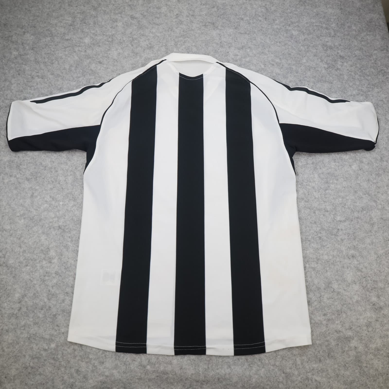 Newcastle United Shirt Medium Black Home Kit 2005 2007 Adidas Soccer Jersey photo 2