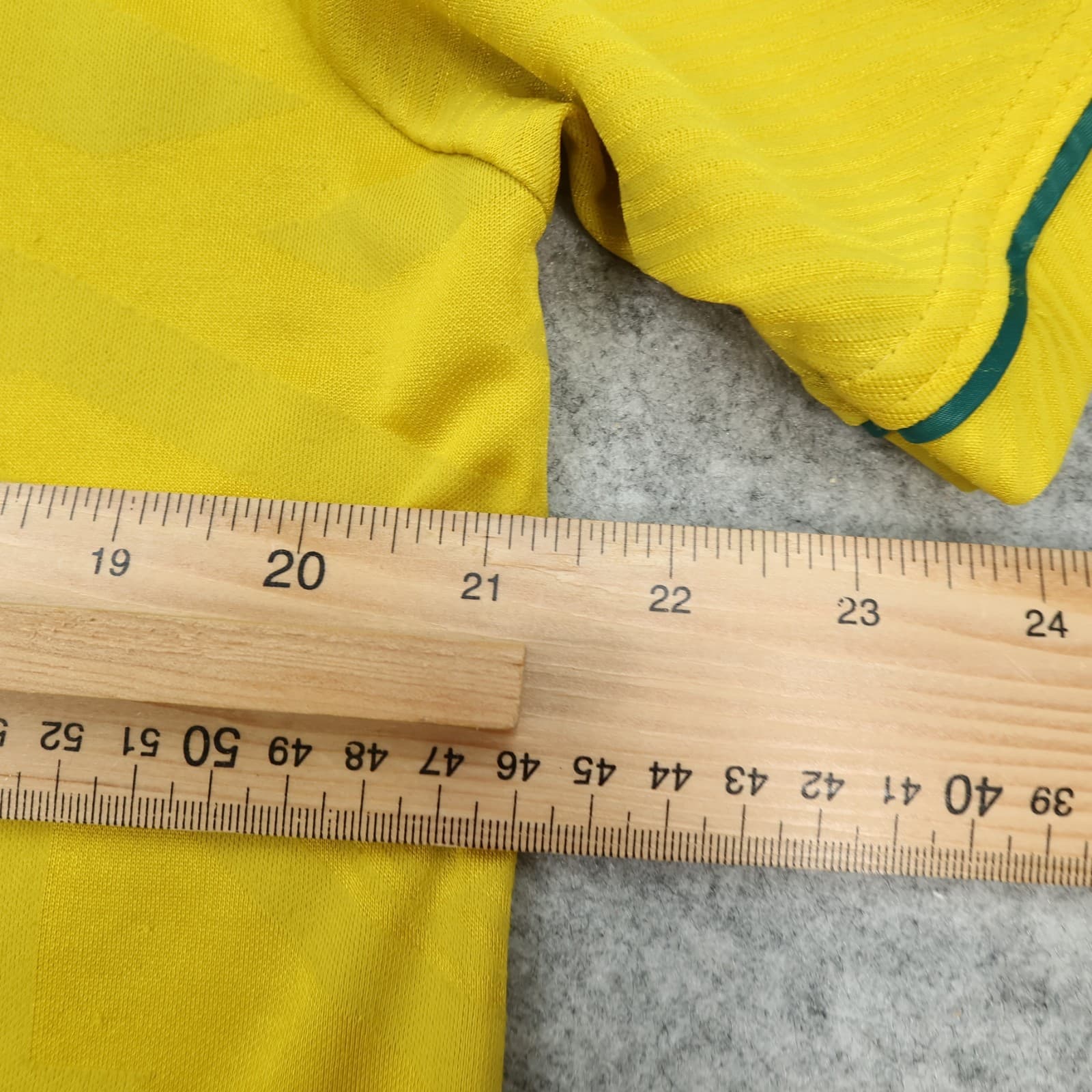 Vintage Brazil Football Shirt Large Yellow Home Kit 1993 1994 Soccer Jersey photo 9