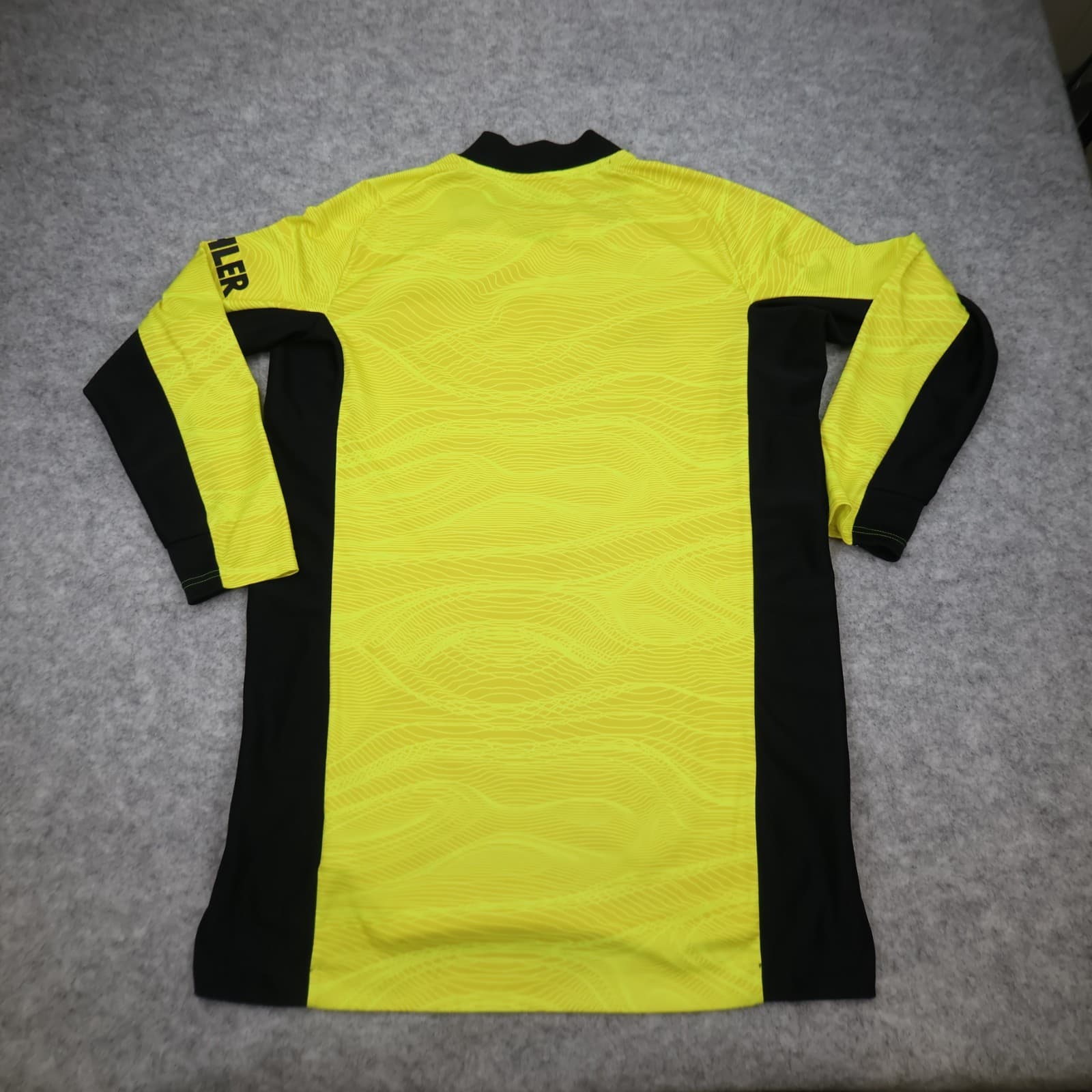 Manchester United Shirt Medium Yellow Goalkeeper Kit 2021 2022 Adidas Jersey photo 2
