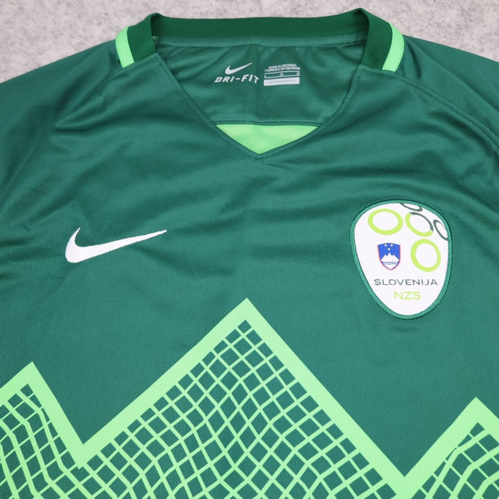 Slovenia Shirt Mens Large Green Away 2016 2017 Football Nike Soccer Jersey photo 3
