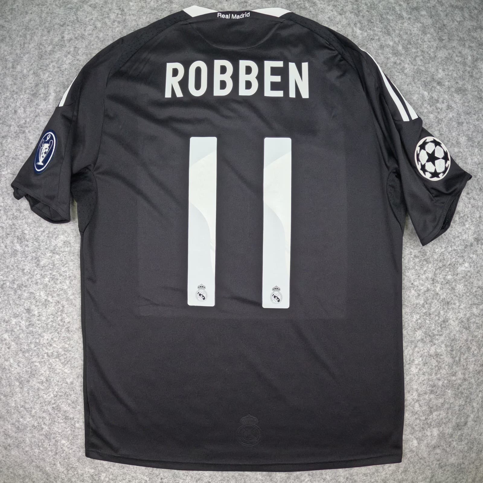 Real Madrid Football Shirt Medium Black Third 2007 2008 adidas Robben 11 Jersey