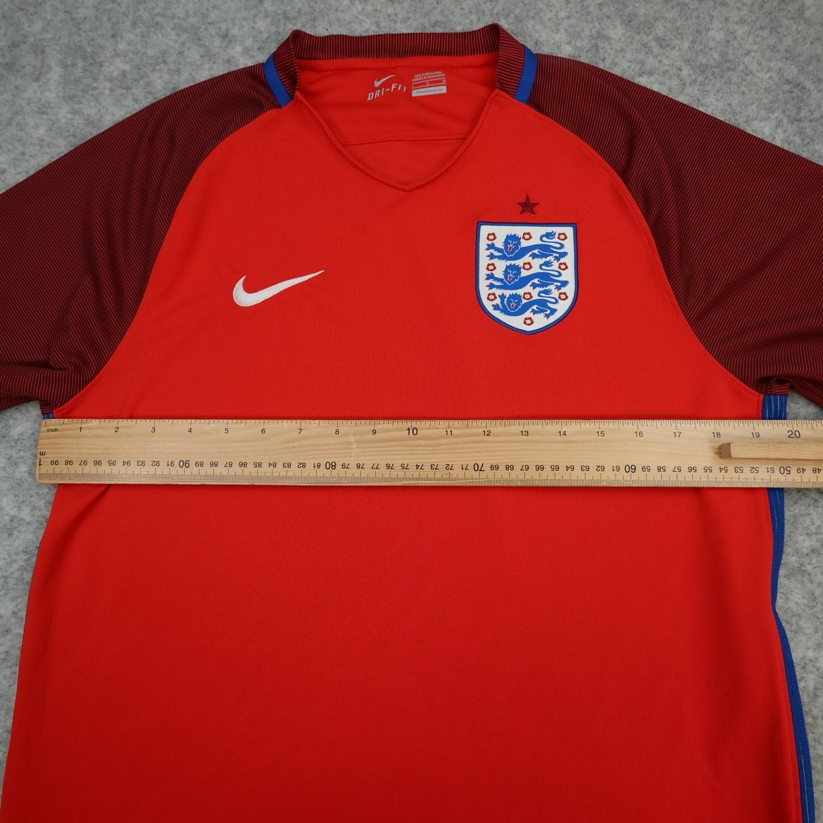 England Shirt Mens Large Red Away 2016 2017 Nike Dri Fit Soccer Jersey photo 10