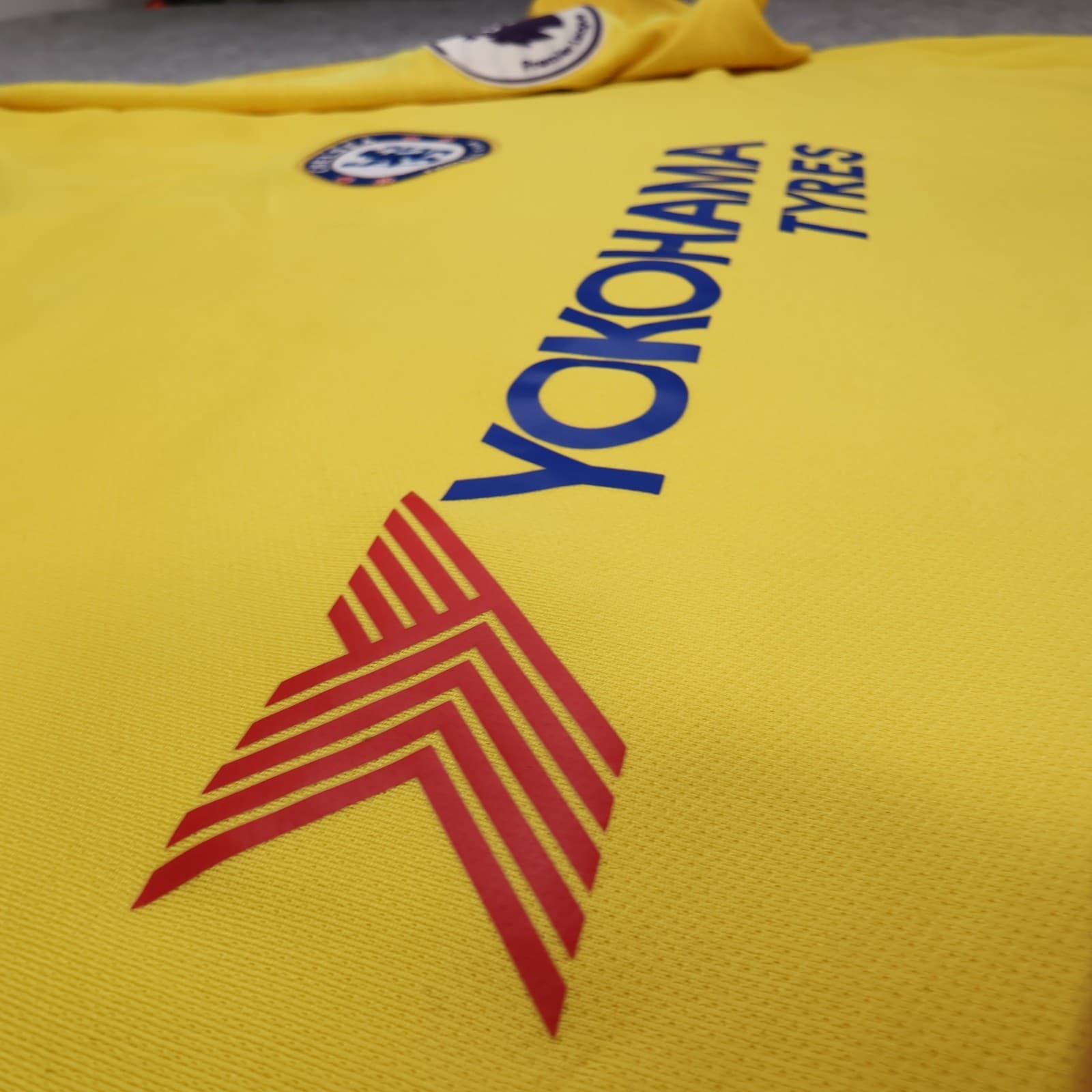 Chelsea Shirt Extra Large Yellow Away Kit 2018 2019 Nike Jersey Eden Hazard 10 photo 10