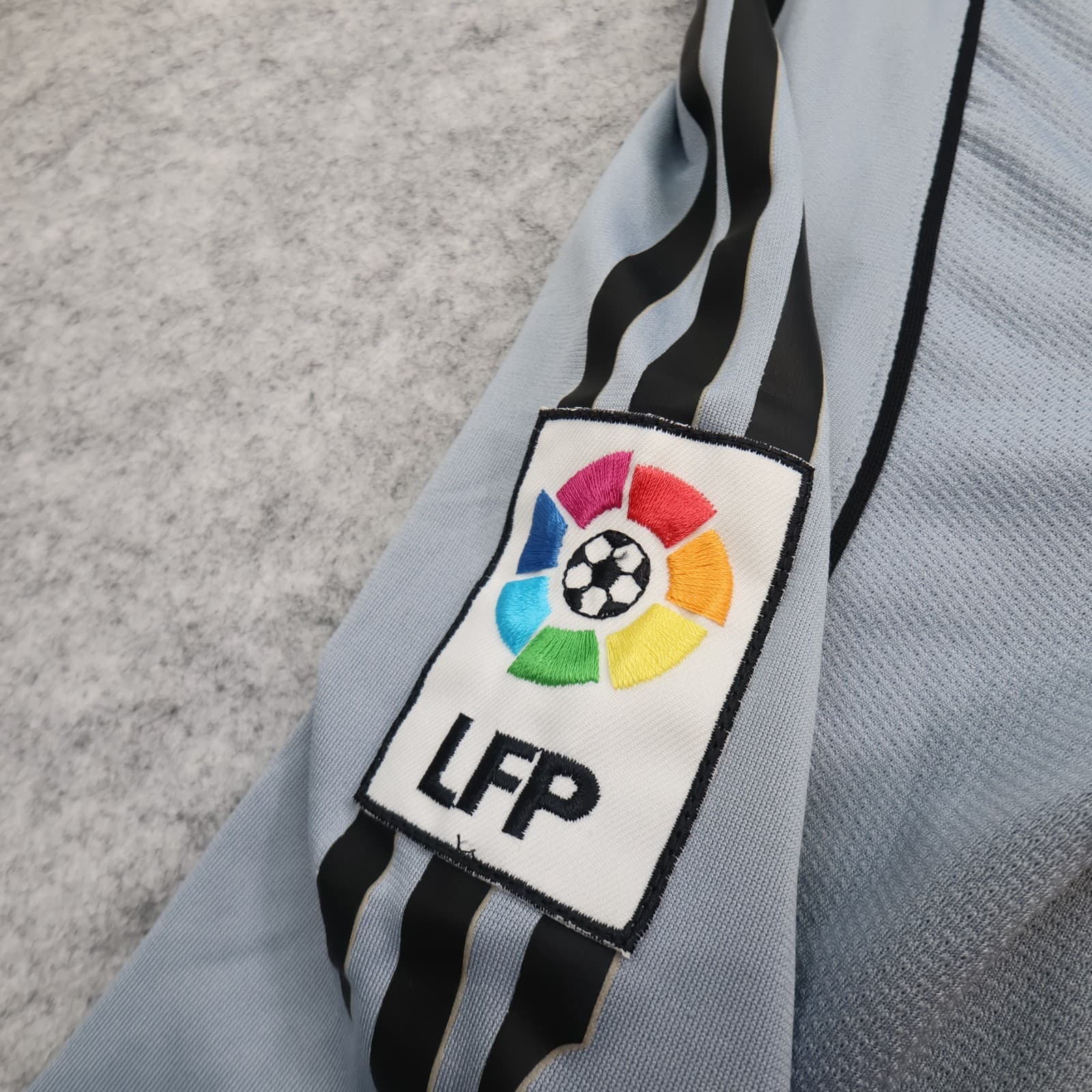 Vintage Real Madrid Shirt Large Grey Third Kit 2005 2006 Adidas Soccer Jersey photo 8