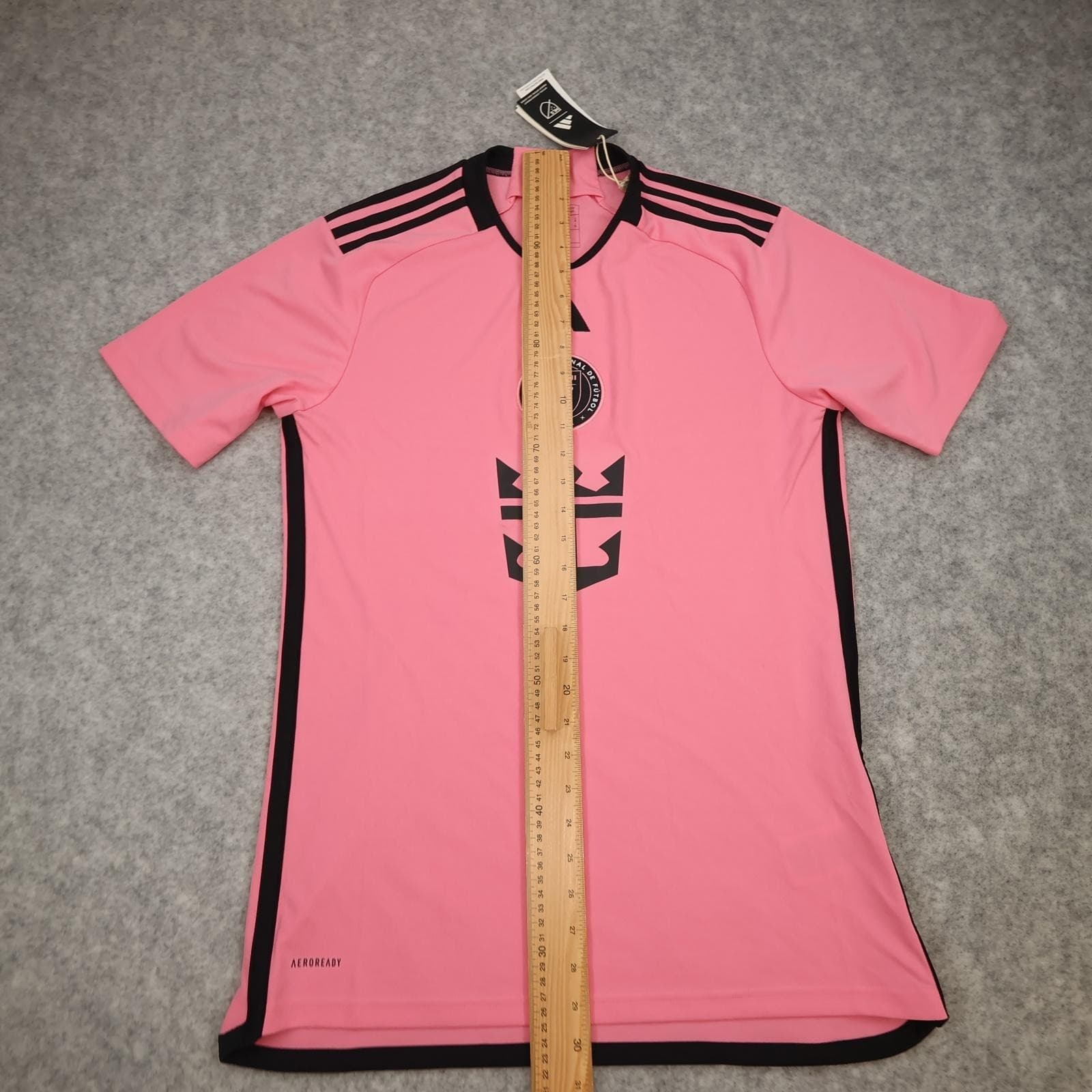 Inter Miami Shirt Mens Medium Pink MLS Football Adidas Royal Caribbean Jersey photo 13