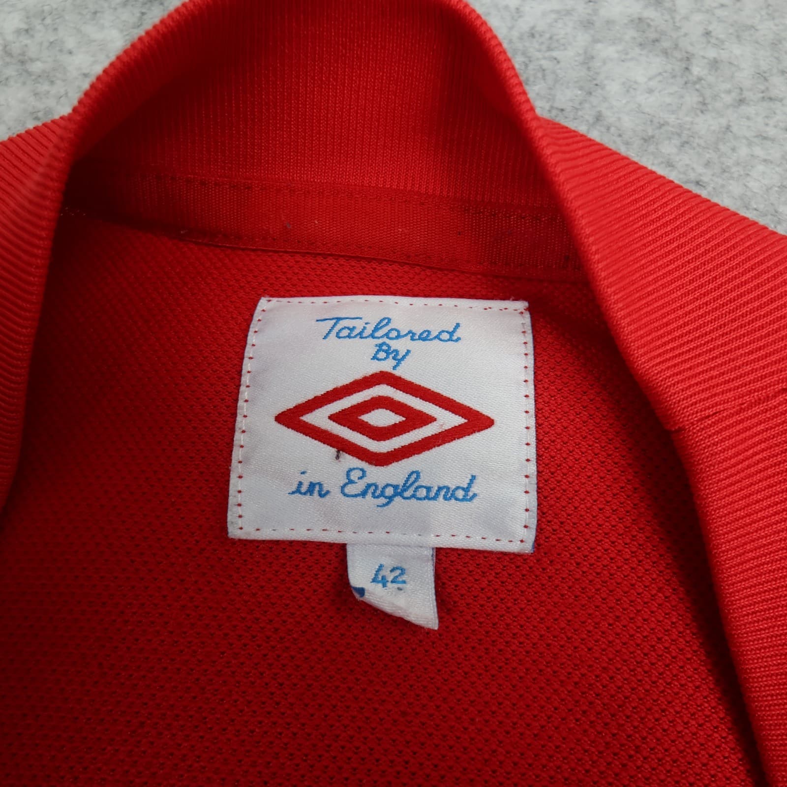 England Football Shirt Large Red Away Kit World Cup 2010 2011 42" Soccer Jersey photo 5