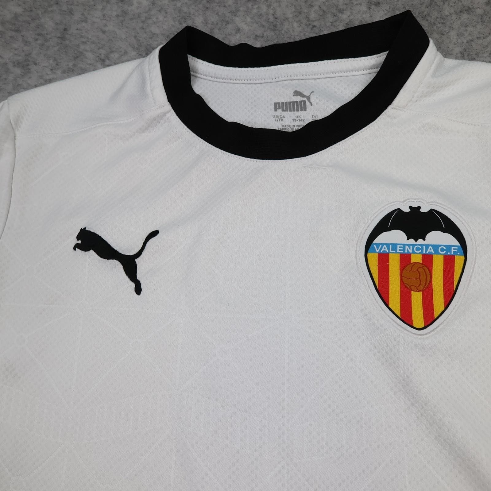 Valencia CF Shirt Kids 13-14 Years White Home 2020 2021 Soccer Jersey Puma photo 3