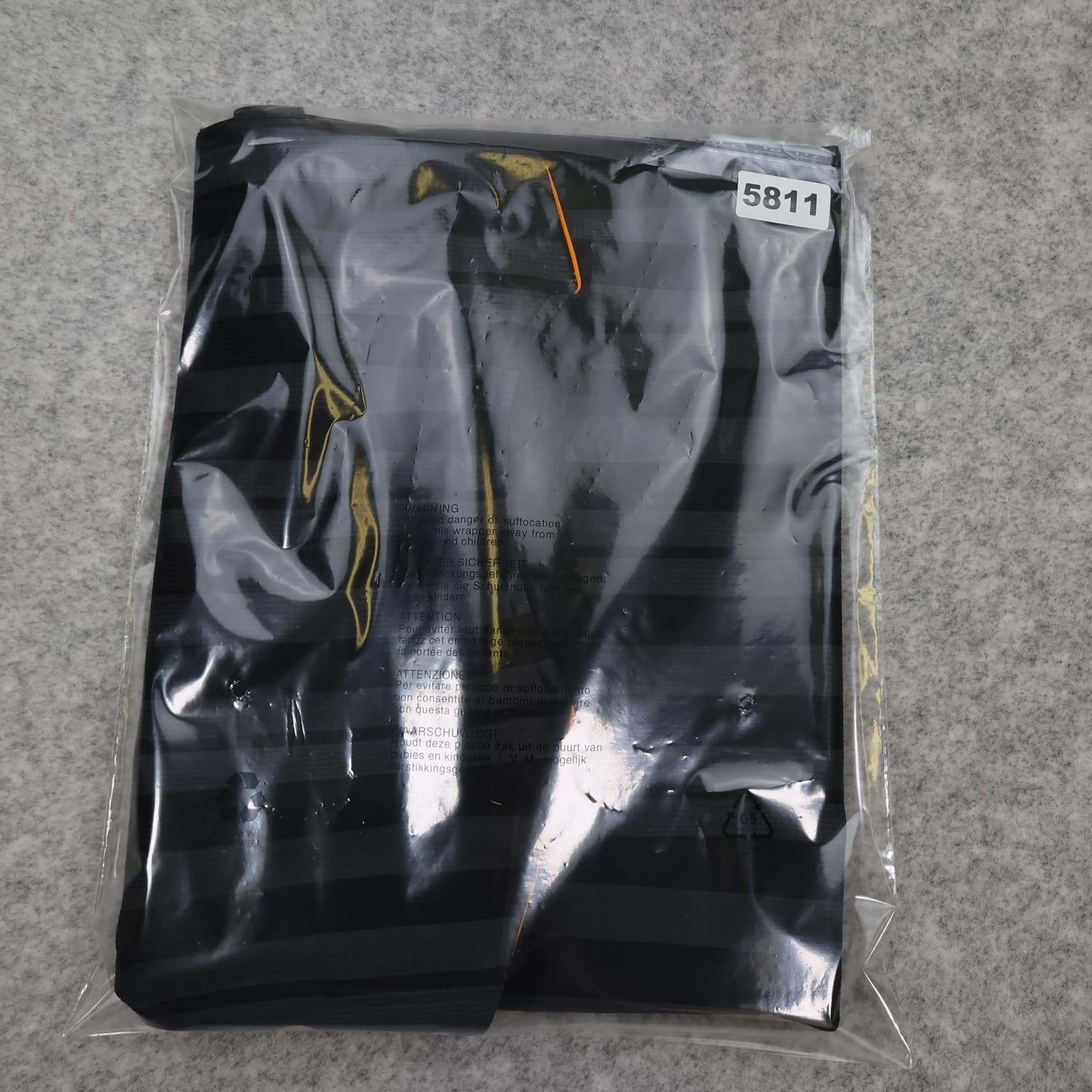 Leeds United Shirt Mens Medium Black Third 2022 2023 Adidas Soccer Jersey photo 17