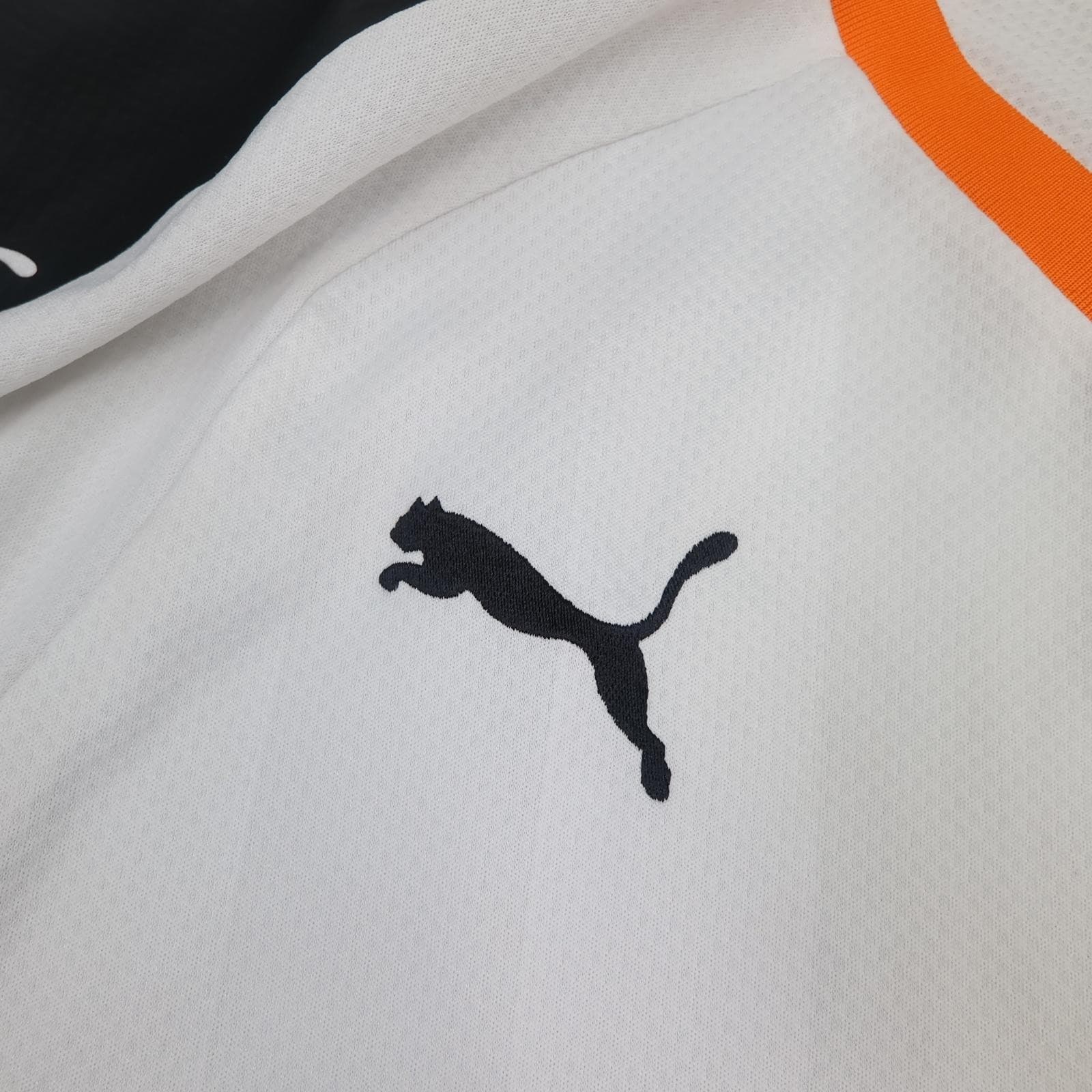 Valencia CF Shirt Mens Medium White Home 2019 2020 La Liga Soccer Jersey Puma photo 6