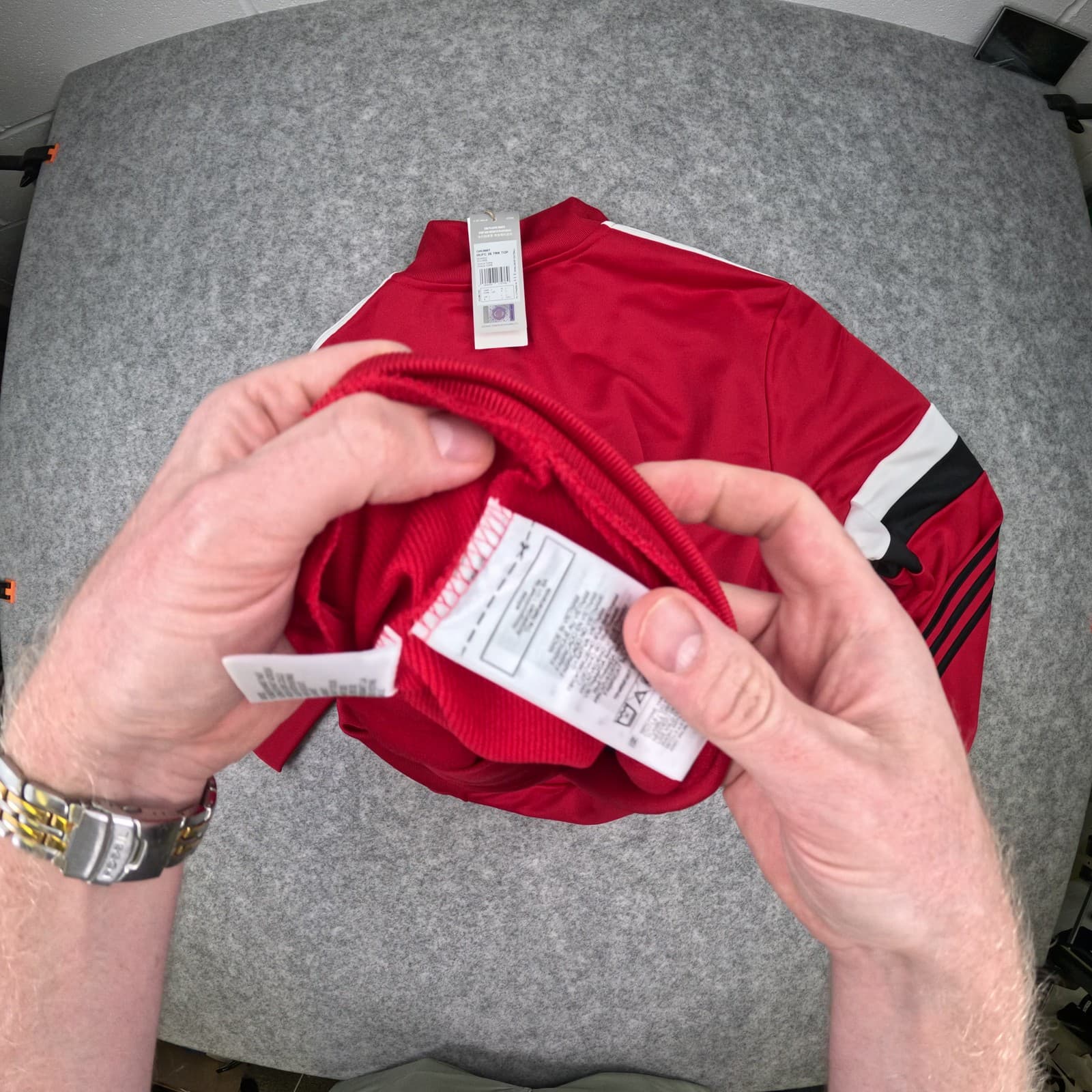 Manchester United Track Jacket Large Red adidas MUFC 2021 2022 Football photo 4