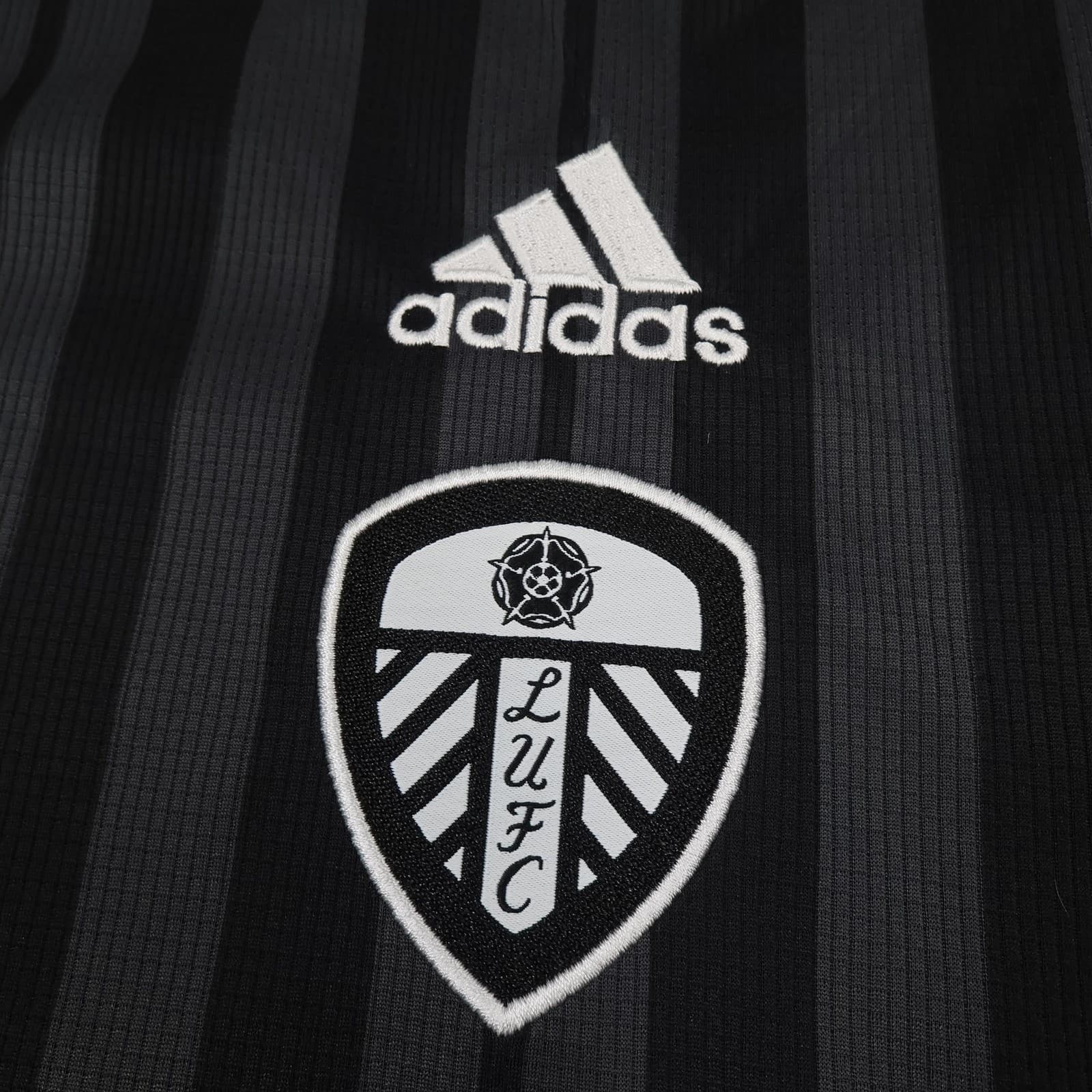 Leeds United Shirt Mens Medium Black Third 2022 2023 Adidas Soccer Jersey photo 7