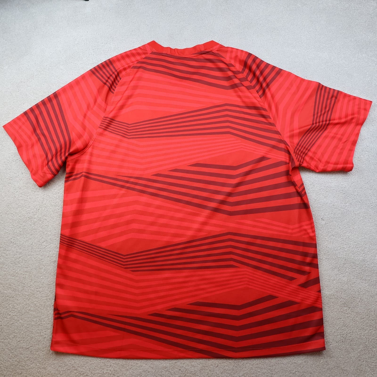 Saracens Rugby Shirt 2XL Red Jersey 2020 2021 Nike Jersey 50" photo 2
